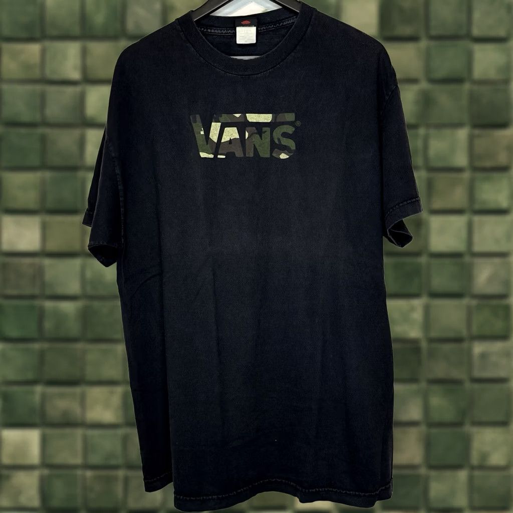 Vans VINTAGE Vans Camo Logo T Shirt XL Black Skate Streetwear Faded Y2K Men Size US XL / EU 56 / 4 - 1 Thumbnail