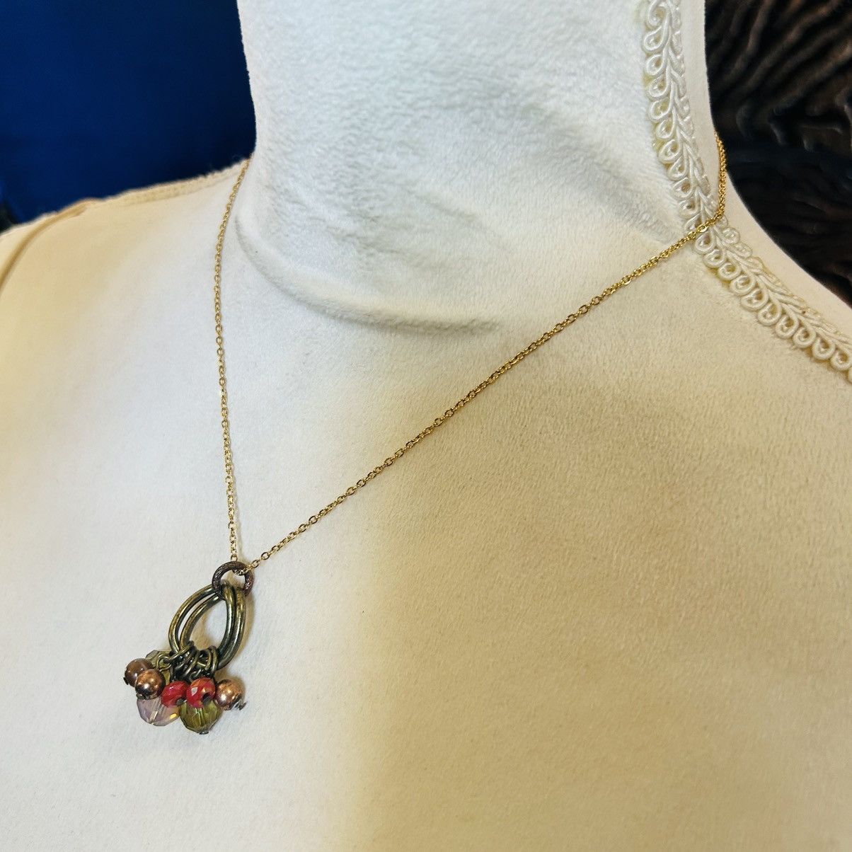 Handmade Handcrafted vintage beaded cluster pendant on chain necklace Size ONE SIZE - 3 Thumbnail