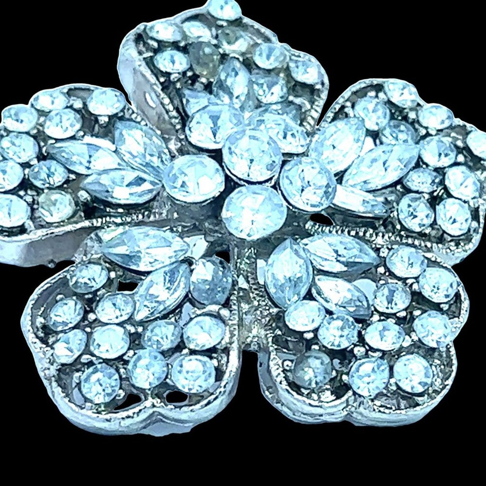 & Other Stories Vintage LDA Rhinestone 5 Petal Silvertone Flower Brooch Size ONE SIZE - 2 Thumbnail