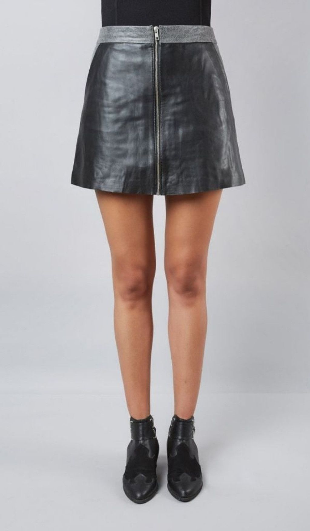Muubaa MUUBBA Leather Skirt Black/Gray Size US 4 Size 27" / US 4 / IT 40 - 1 Thumbnail