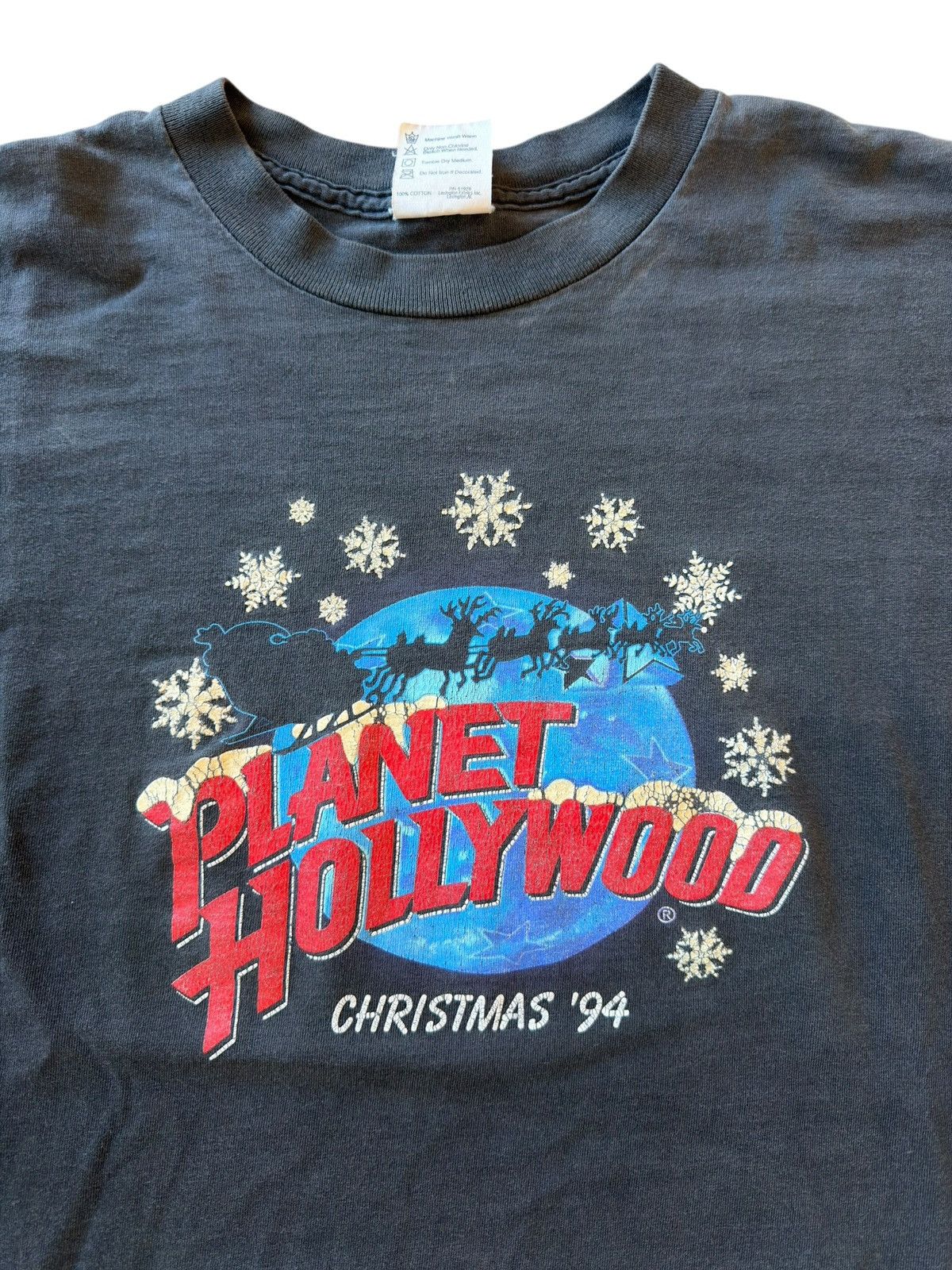 Planet Hollywood *RARE* VINTAGE 90s DEMNA STYLE PLANET HOLLYWOOD FADED TEE Size US XL / EU 56 / 4 - 2 Thumbnail