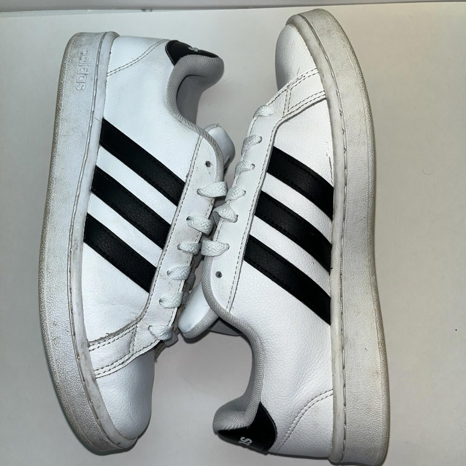 Adidas Sz 7.5M Adidas Cloud Foam Advantage HWI 28Y001 Size US 9 / IT 39 - 1 Thumbnail