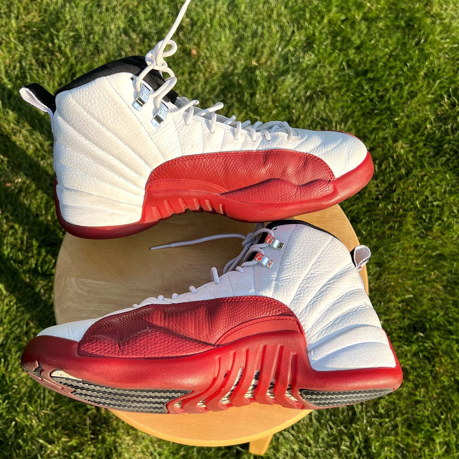 Jordan Brand × Nike Nike Air Jordan 12 Retro Cherry - Size 10.5 - Ships Now Size US 10.5 / EU 43-44 - 2 Thumbnail