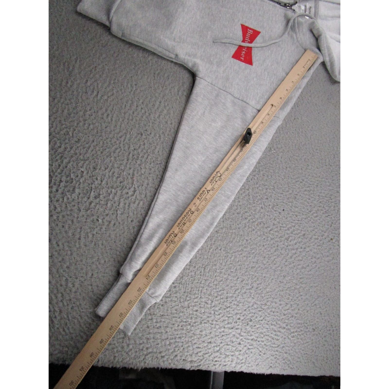 Budweiser Budweiser Nothing Beats a Bud Full Zip Up Hoodie Women's Size S Gray Cotton Blend Zipper Beer Theme 90s? Size S / US 4 / IT 40 - 6 Thumbnail