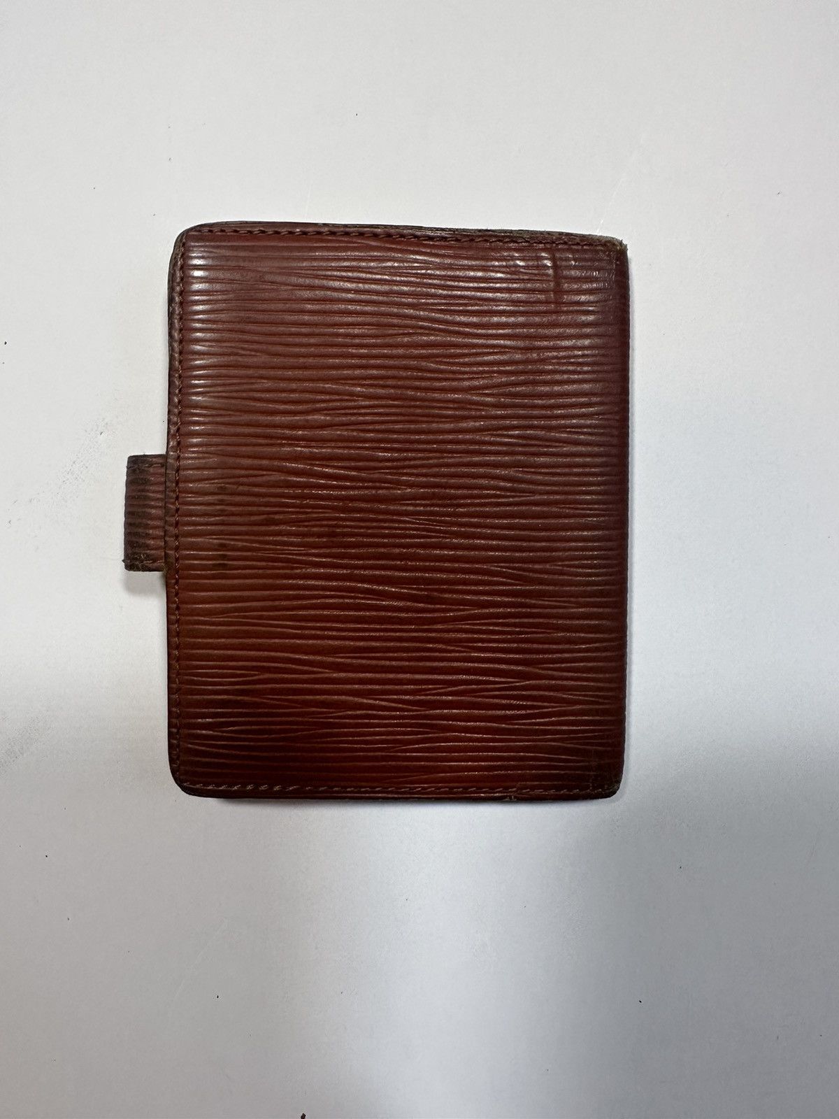 LOUIS VUITTON Epi Bi Fold Card Holder