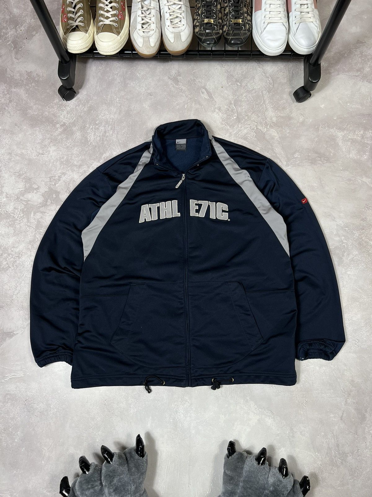 Nike athletic 71 jacket deals