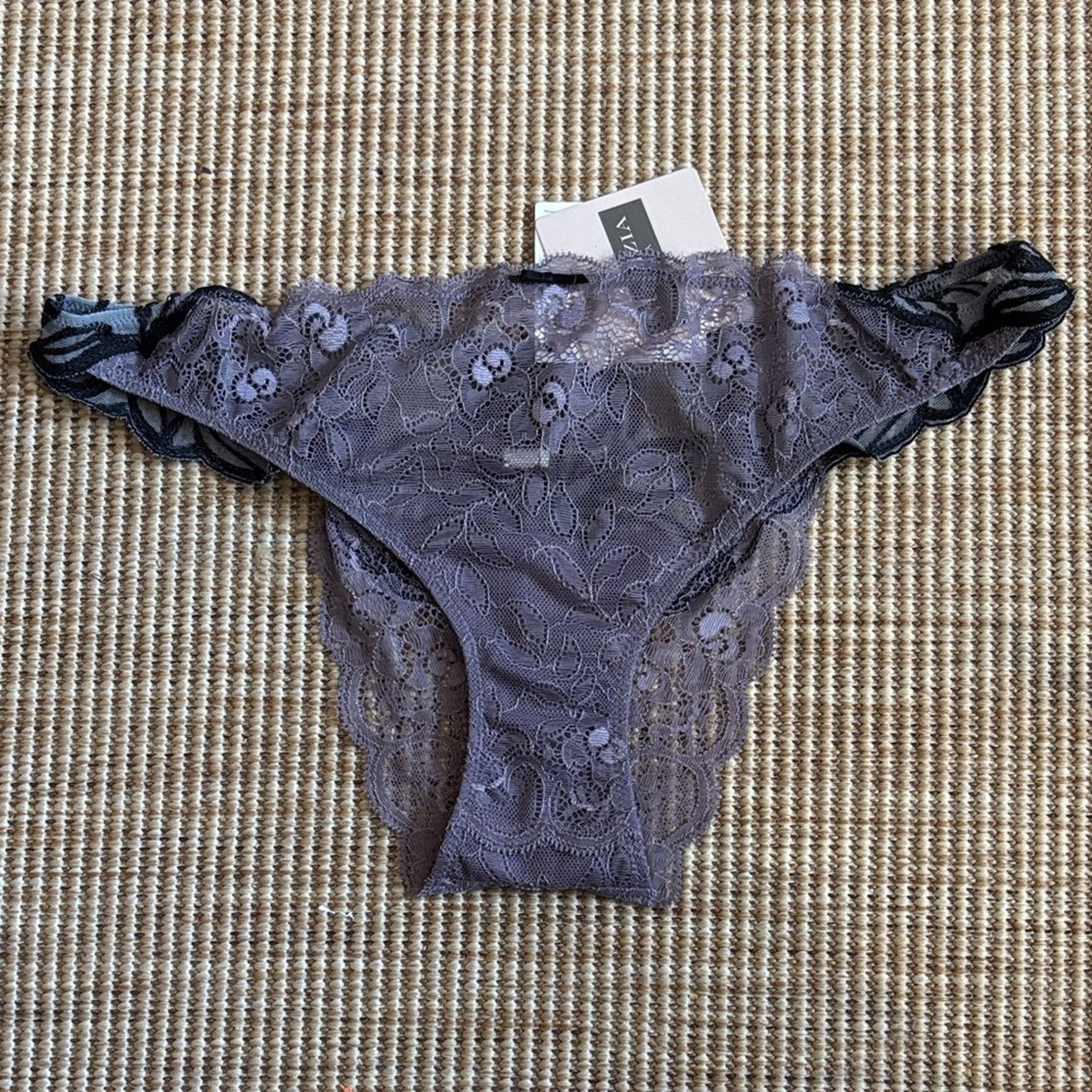 La Perla NWT Malizia by La Perla Lavender Lace Panties size M or 3 Size ONE SIZE - 1 Thumbnail