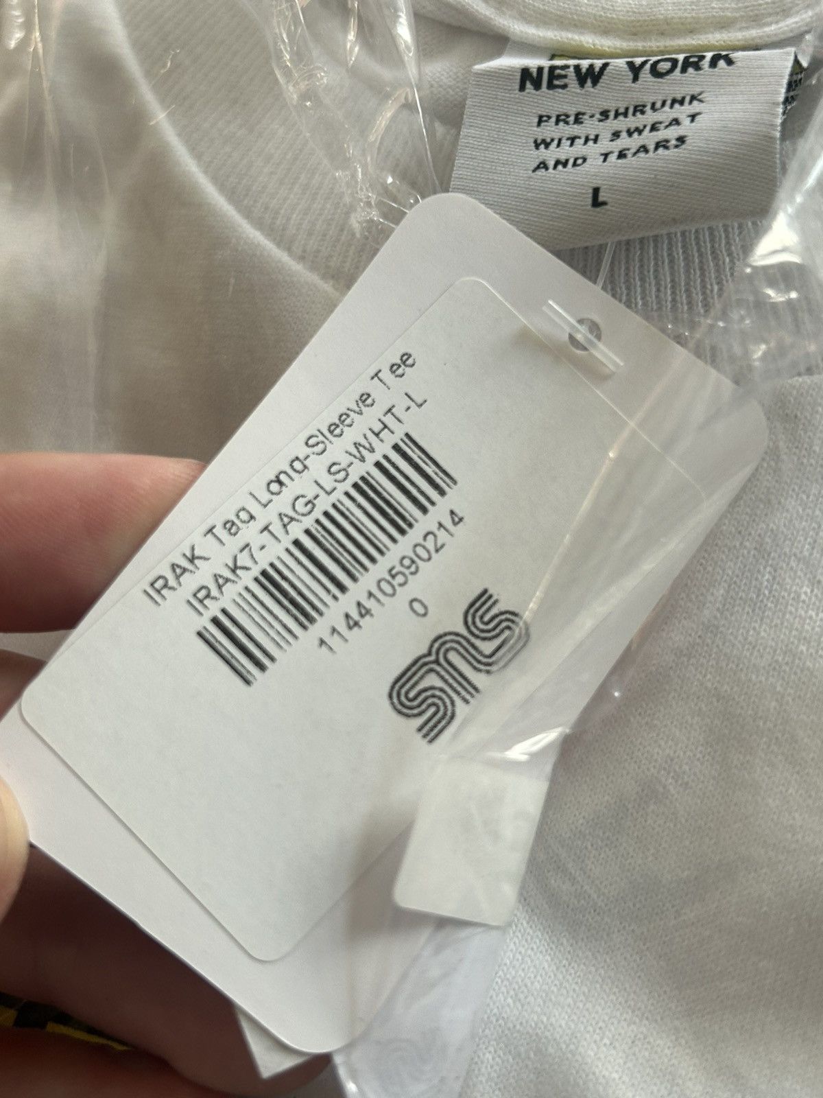 IRAK IRAK NY Tag Longsleeve white Size US L / EU 52-54 / 3 - 3 Thumbnail