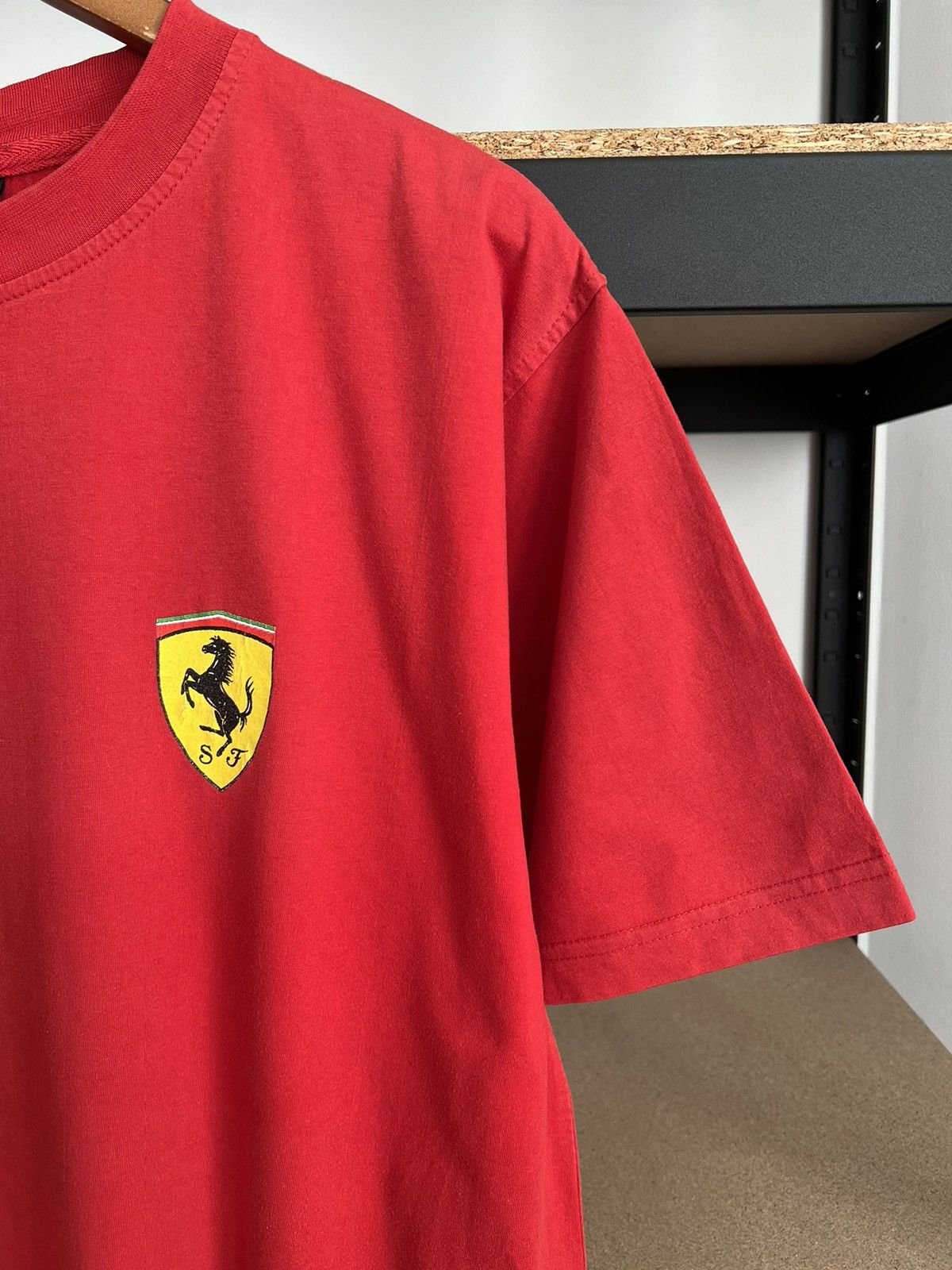 Ferrari Vintage 1999 Ferrari Formula 1 F1 Racing Red T-shirt Size US L / EU 52-54 / 3 - 9 Thumbnail