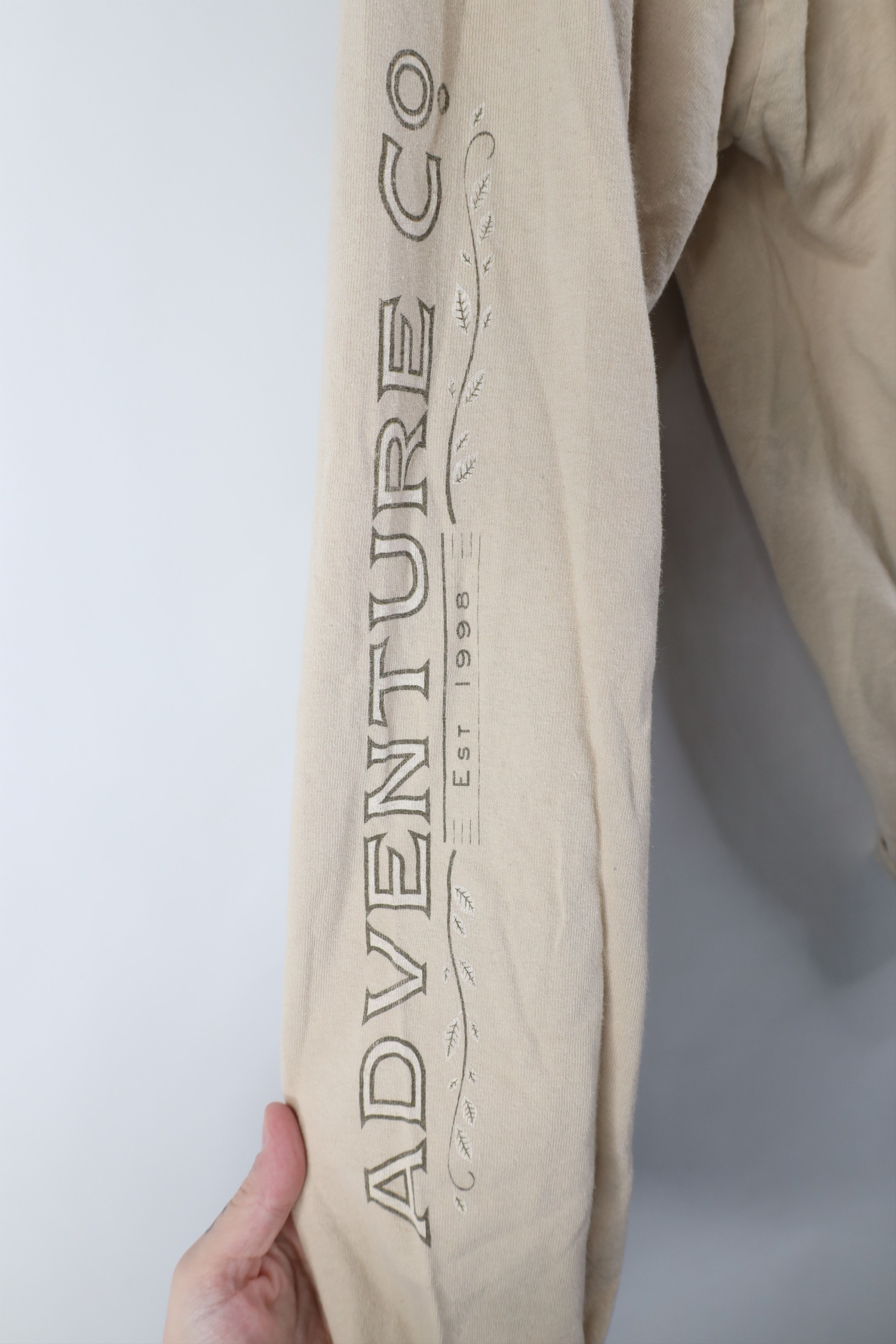Disney Vintage 90s Walt Disney World Long Sleeve T-Shirt Beige Size US XL / EU 56 / 4 - 5 Thumbnail