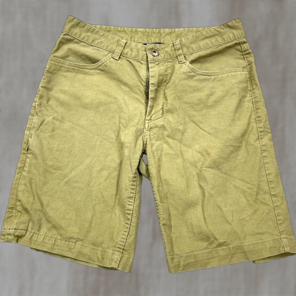 The North Face The North Face Chino Shorts Men 30 Olive Green Canvas Outdoors Hiking Dad Camp Size US 30 / EU 46 - 1 Thumbnail