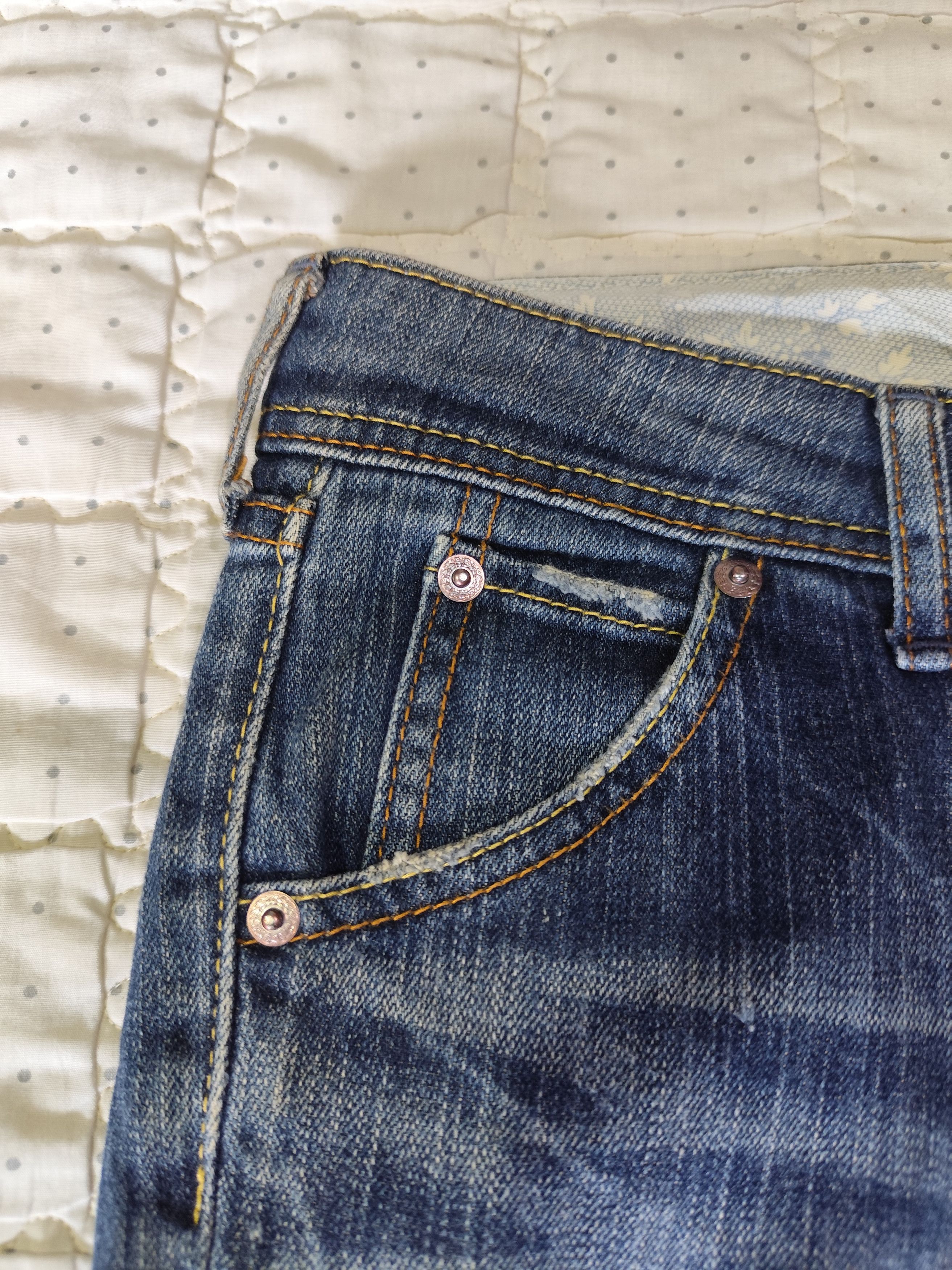 Japanese Brand × Jun Takahashi × Uniqlo Vintage Uniqlo U Flare Denim J014 Size 26" / US 2 / IT 38 - 4 Thumbnail