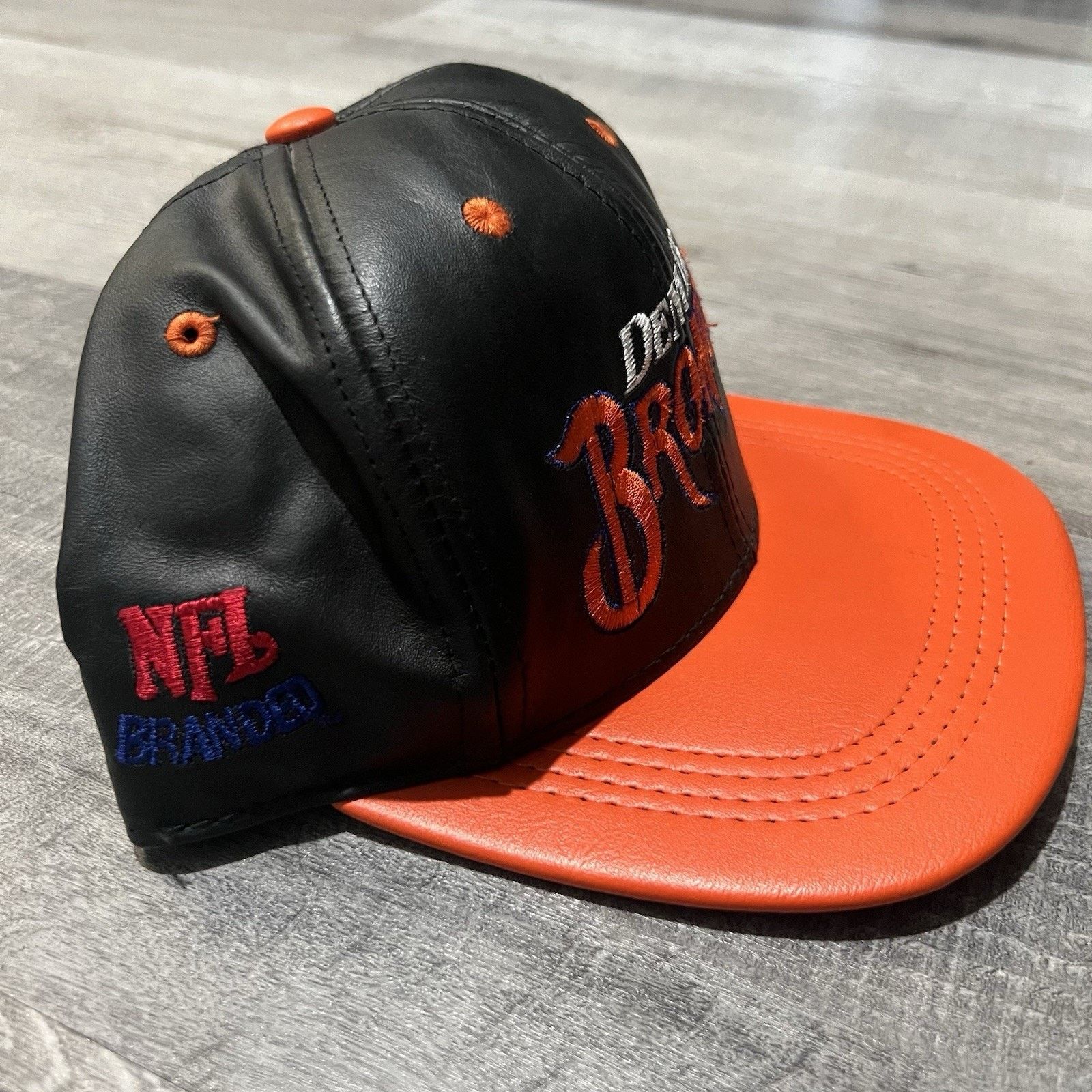 Vintage VTG Denver Broncos Genuine Leather SnapBack Hat NFL Official Size ONE SIZE - 3 Thumbnail