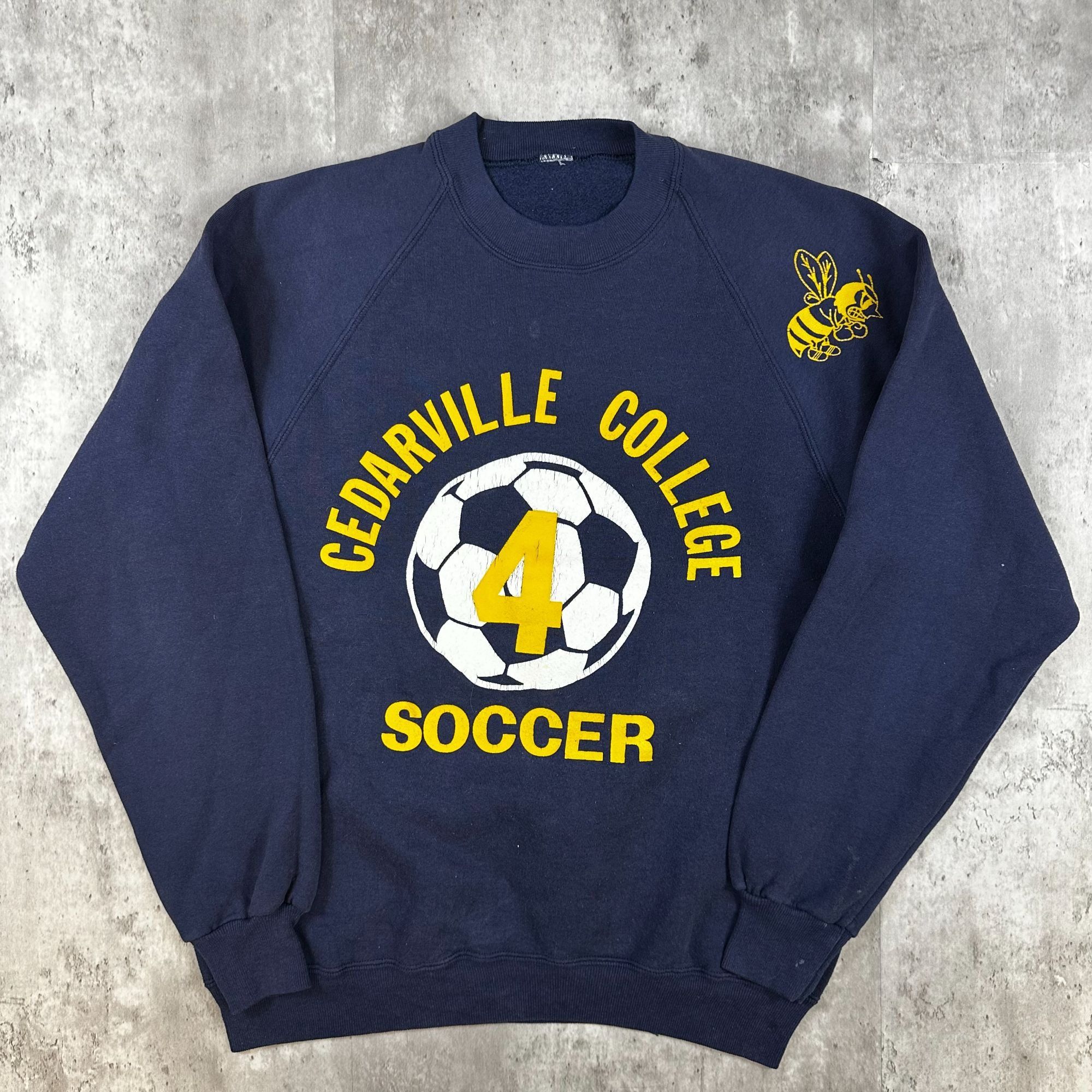 Gildan Vintage Cedarville College Soccer Sweatshirt Navy Blue Yello Size US L / EU 52-54 / 3 - 1 Thumbnail
