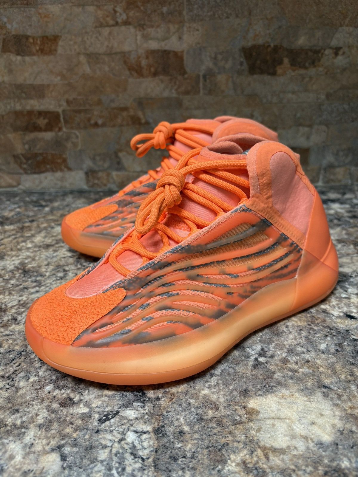 Yeezy Adidas Yeezy Quantum Hi-Res Orange Size 5 Size US 5 / EU 37 - 1 Thumbnail