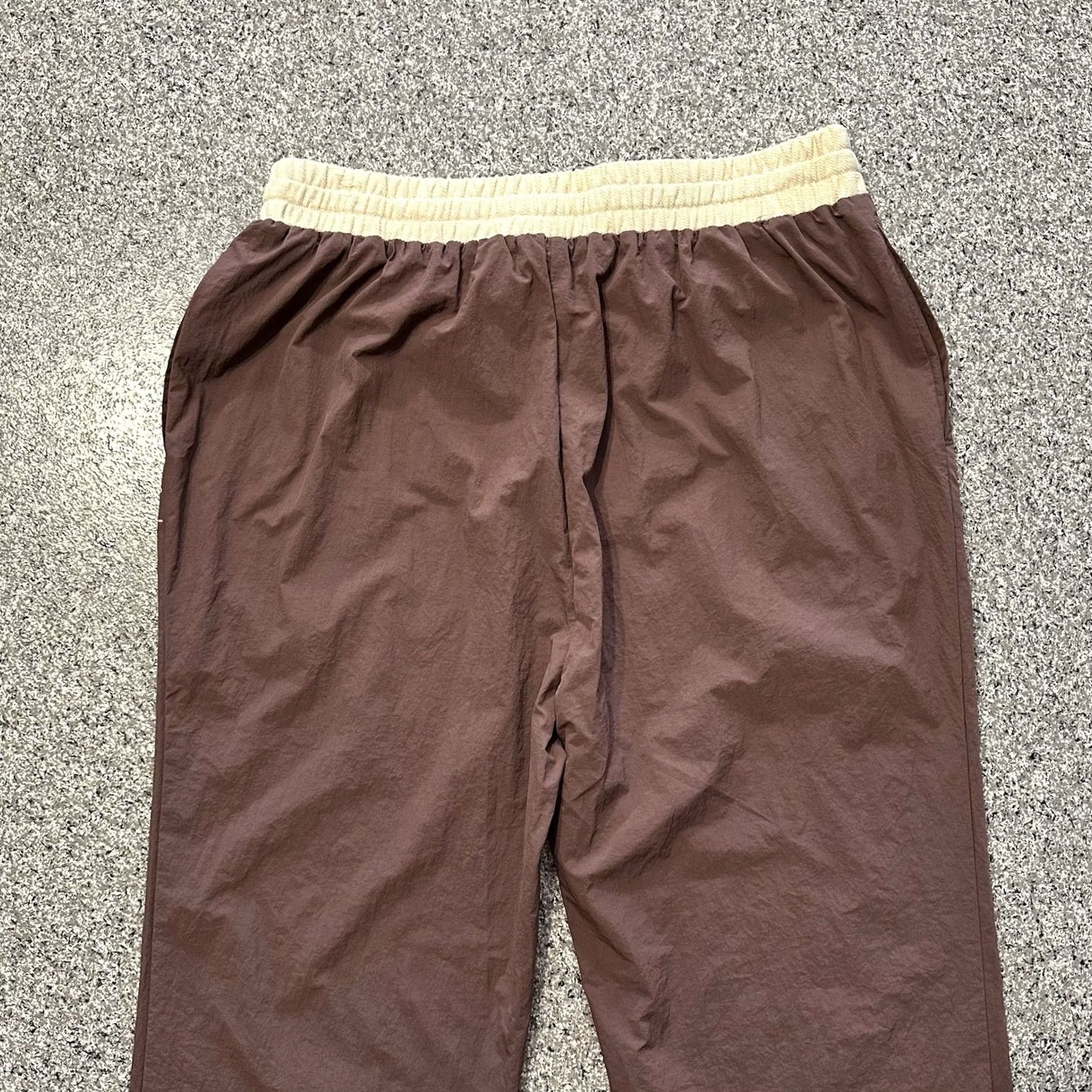 Onia Onia Jogger Pants Womens XL Brown Deep Taupe Nylon Tapered Drawstring Activewear Size 40" / US 18 - 6 Thumbnail