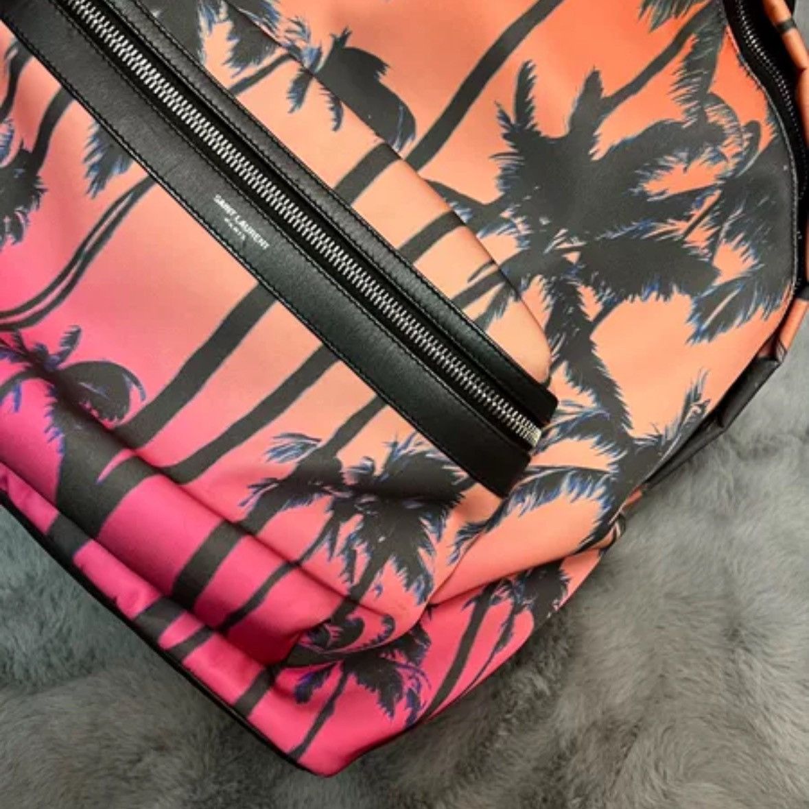 Saint Laurent Paris × Yves Saint Laurent Saint Laurent SLP Authentic 16 Pink Gradient Print Backpack Size ONE SIZE - 2 Thumbnail