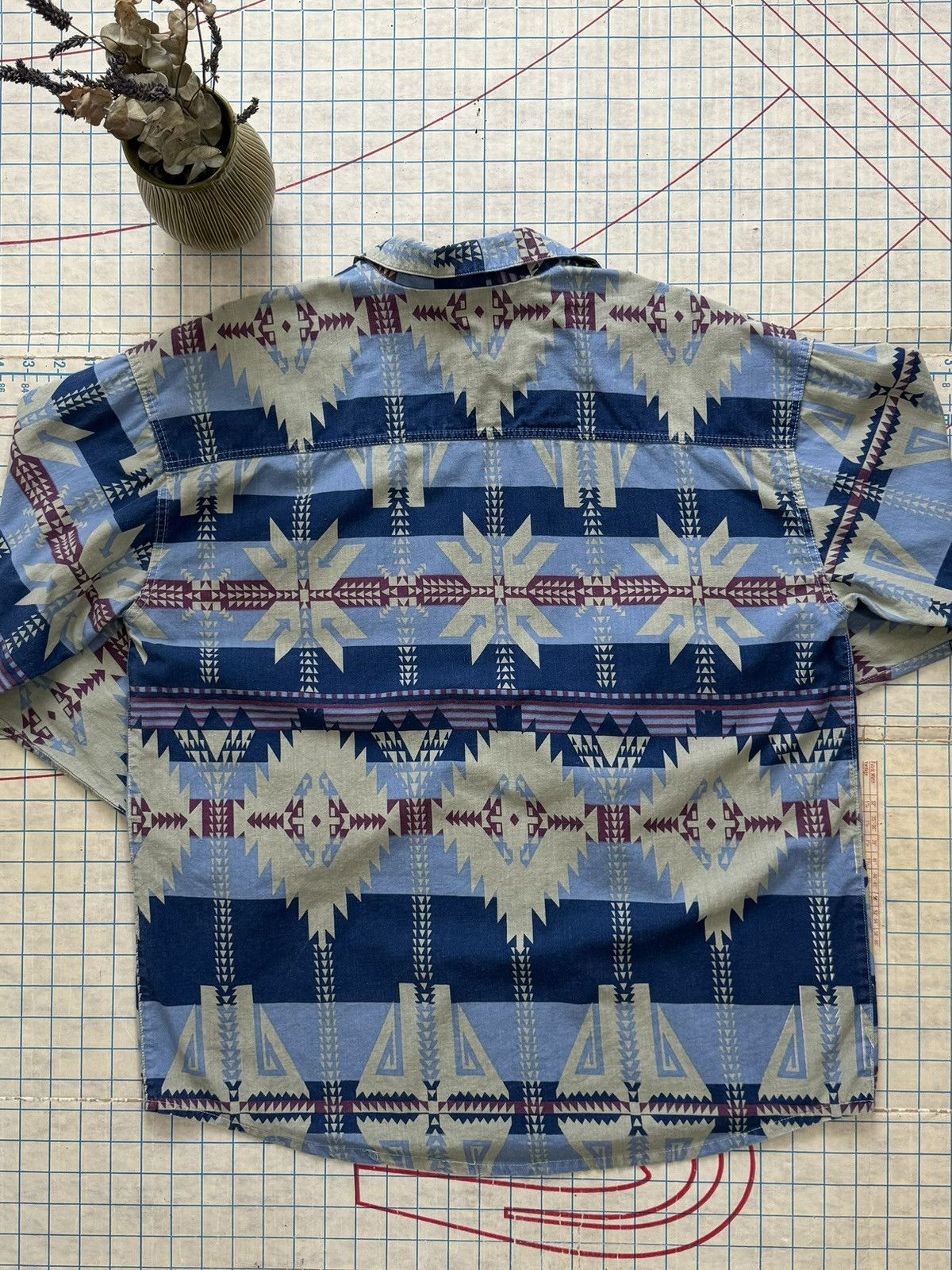 Vintage Vintage Fine Line Navajo Print Long Sleeve Button Up Large Size US XL / EU 56 / 4 - 10 Thumbnail