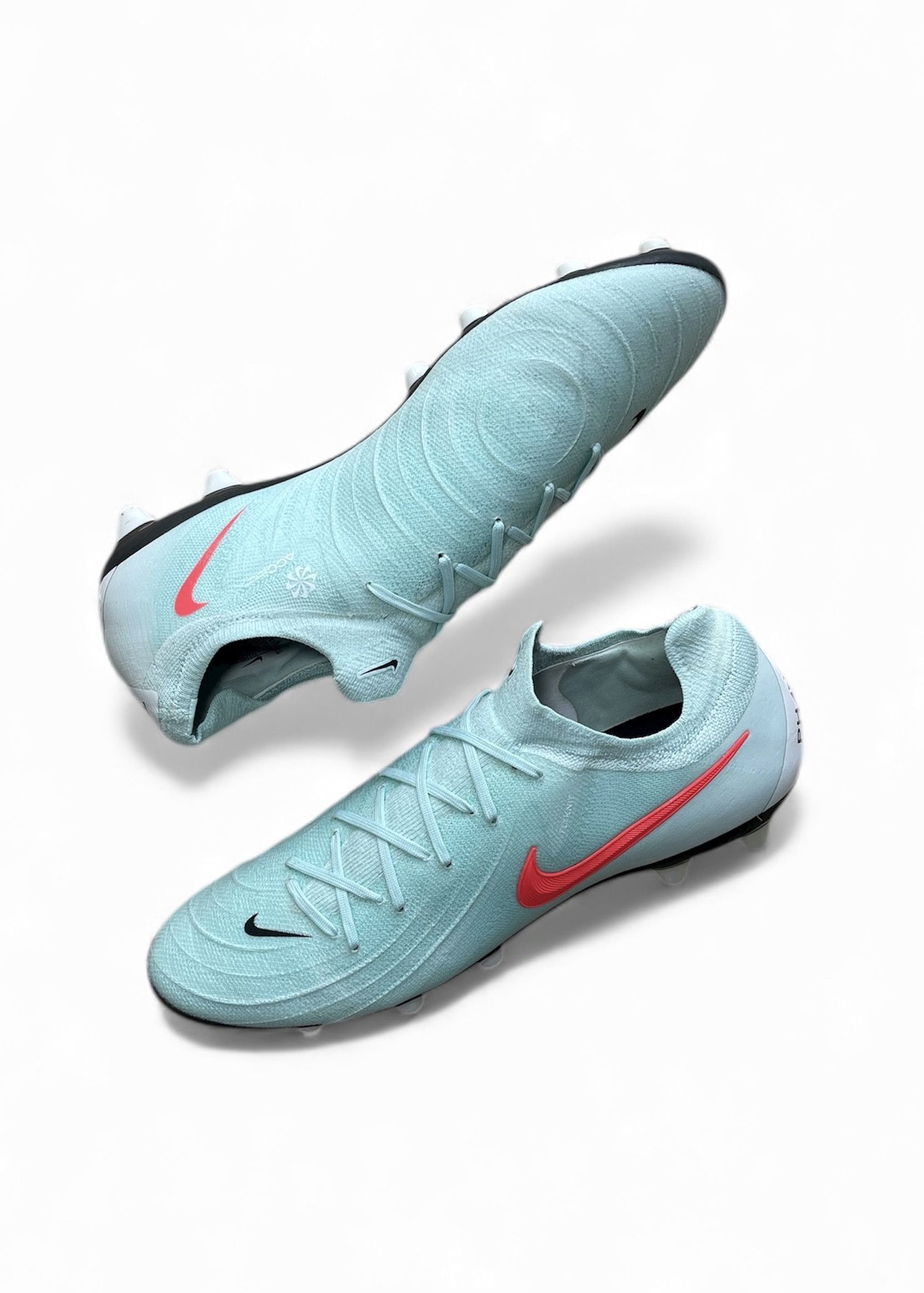 Nike Nike Phantom GX 2 Pro AG Low-Top Size US 11 / EU 44 - 1 Thumbnail