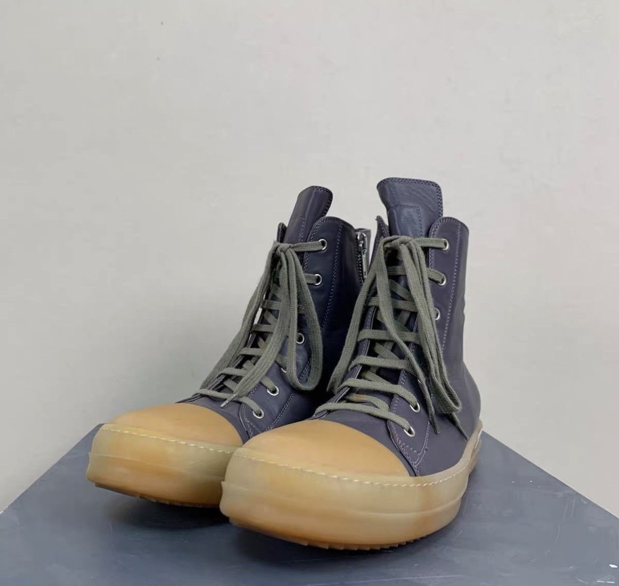 Rick Owens Rick Owens Mainline Leather Sneakers with Raw/Vibram Sole Size US 10 / EU 43 - 1 Thumbnail