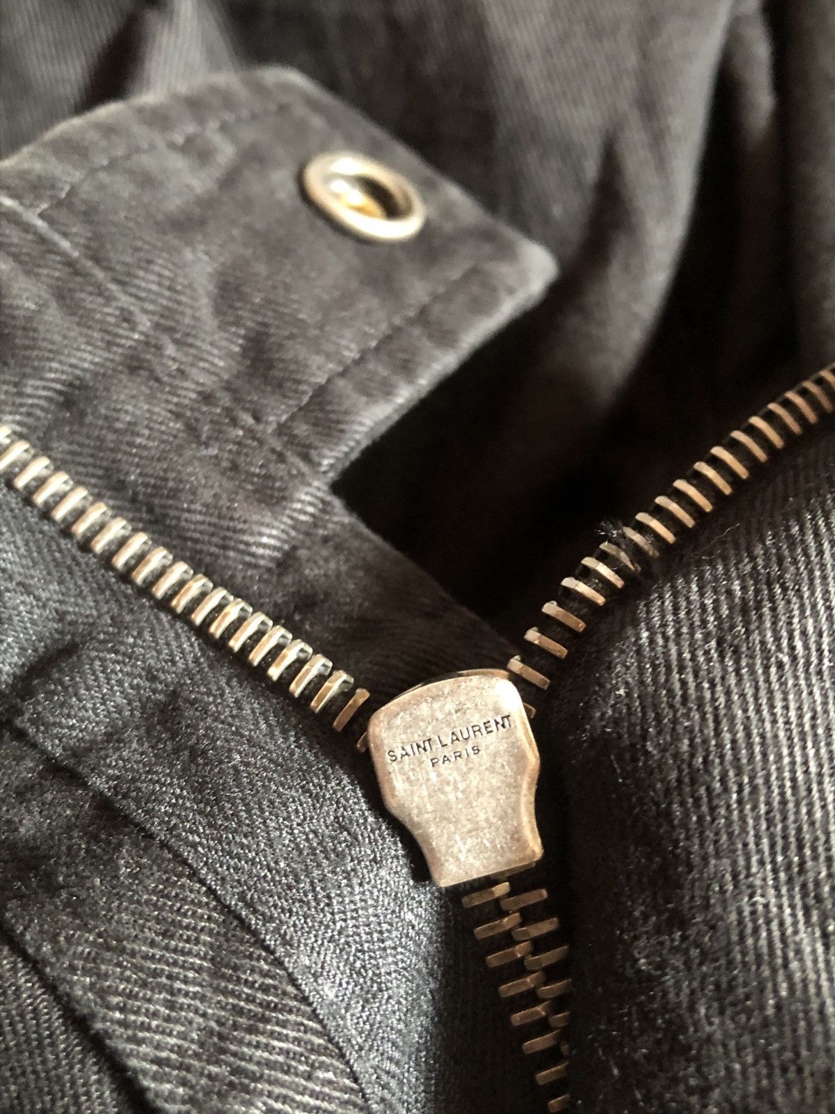 Saint Laurent Paris Saint Laurent cotton ramie back pocket bermuda shorts Size 28" / US 6 / IT 42 - 7 Thumbnail