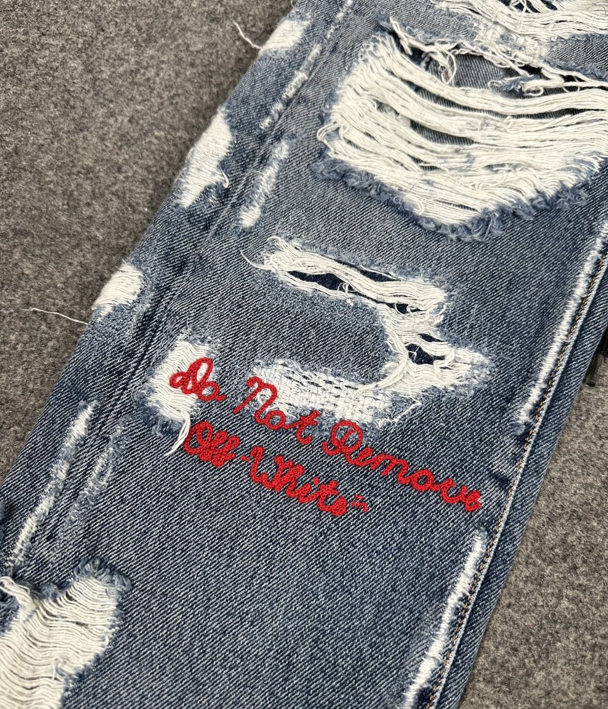 Off-White Off-White - Virgil Abloh AW18 Coulisse Slim Distressed Jeans Size US 32 / EU 48 - 5 Thumbnail