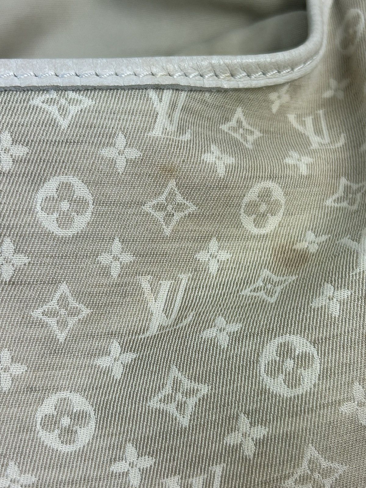 Louis Vuitton Louis Vuitton Canvas Monogram Crossbody Bag Size ONE SIZE - 4 Thumbnail