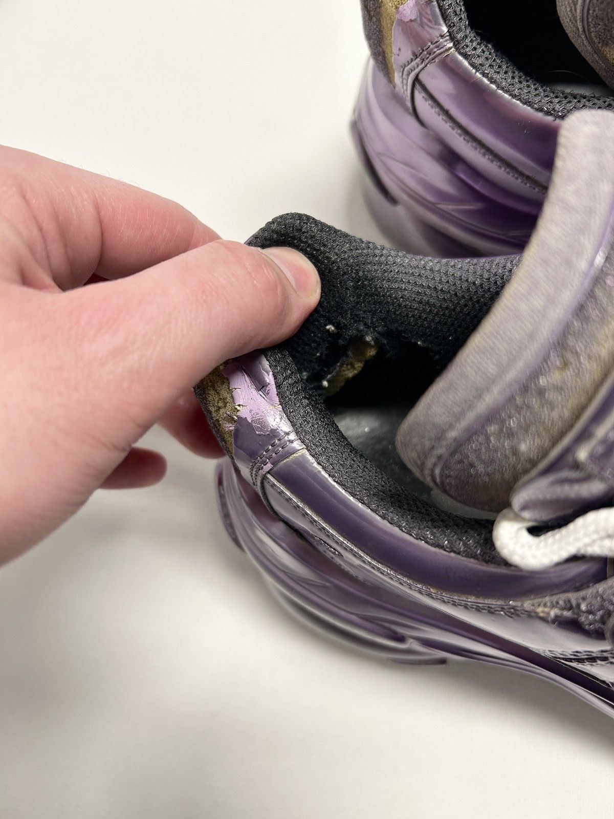Maison Margiela 2008 Retro Fit Purple Metallic Platform Sneaker Size US 6 / EU 39 - 7 Thumbnail