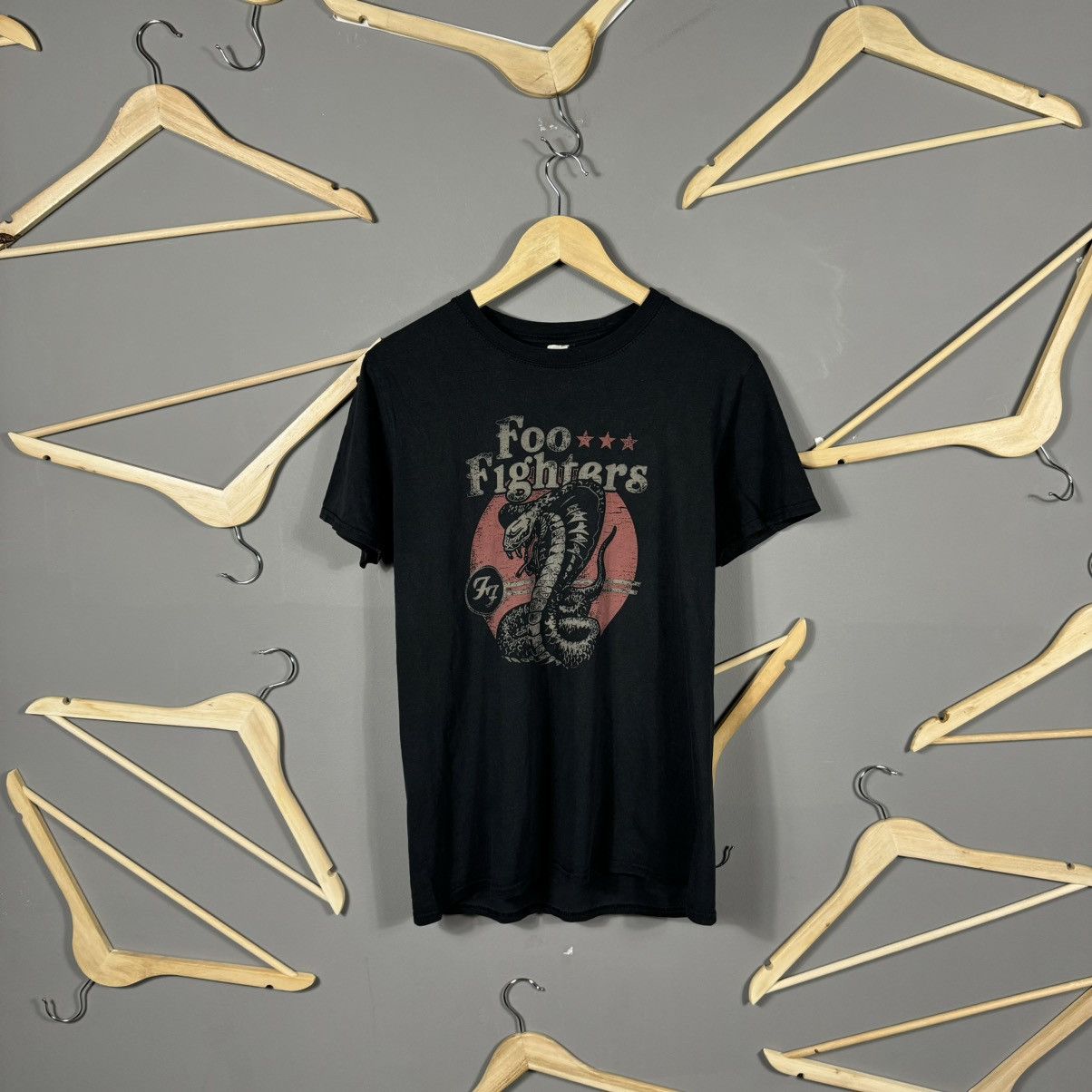 Band Tees × Vintage Vintage Foo Fighters Y2K Band T-shirt Size US M / EU 48-50 / 2 - 1 Thumbnail