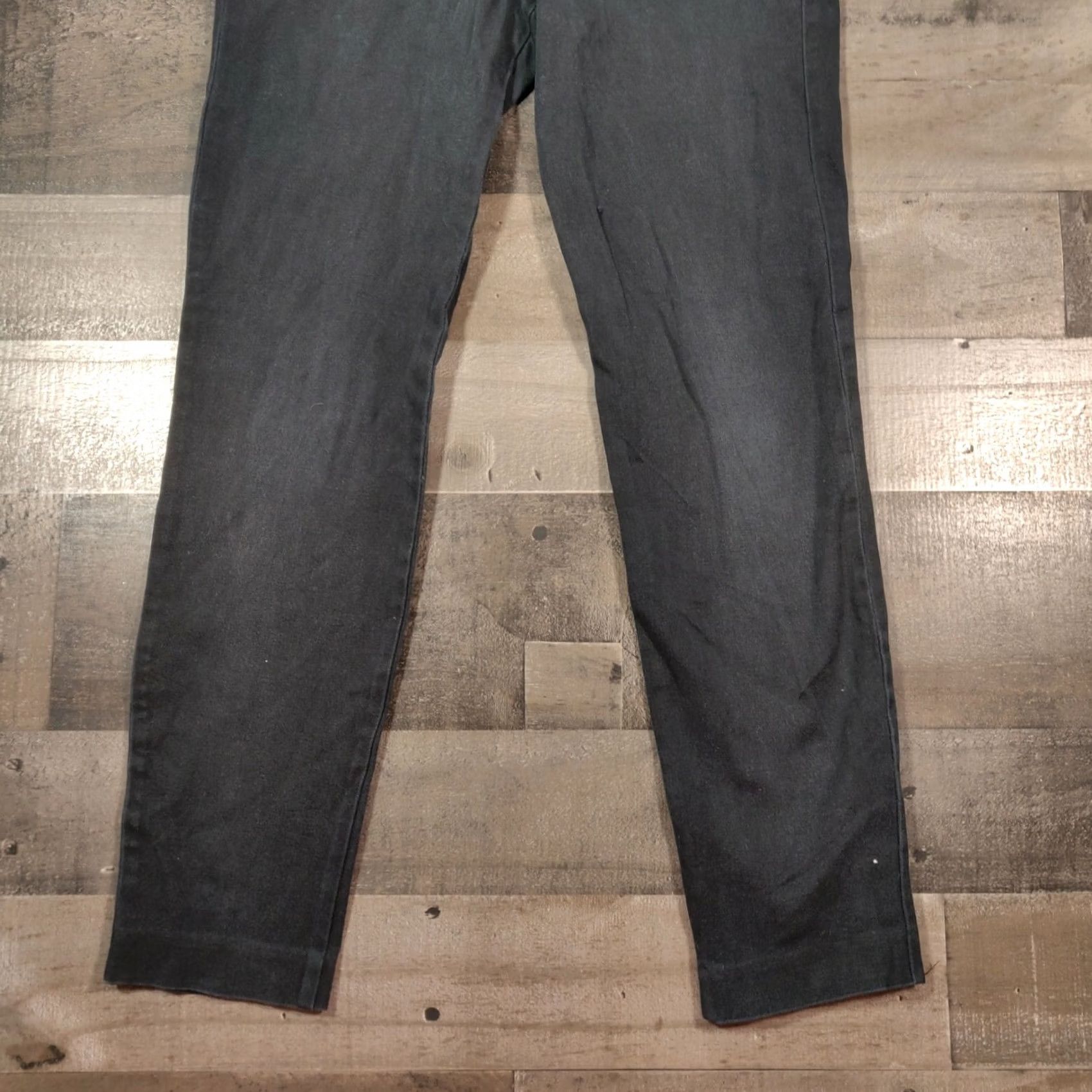 Old Navy Old Navy Pants Womens 0 Black Pixie Crop Skinny Low Rise Flat Front Zip Closure Size 25" / US 0 / IT 36 - 6 Thumbnail