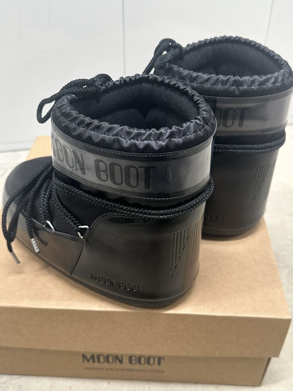 Moon Boot Moon Boot MB Icon Low Glance Black Size US 8.5 / EU 41-42 - 7 Thumbnail