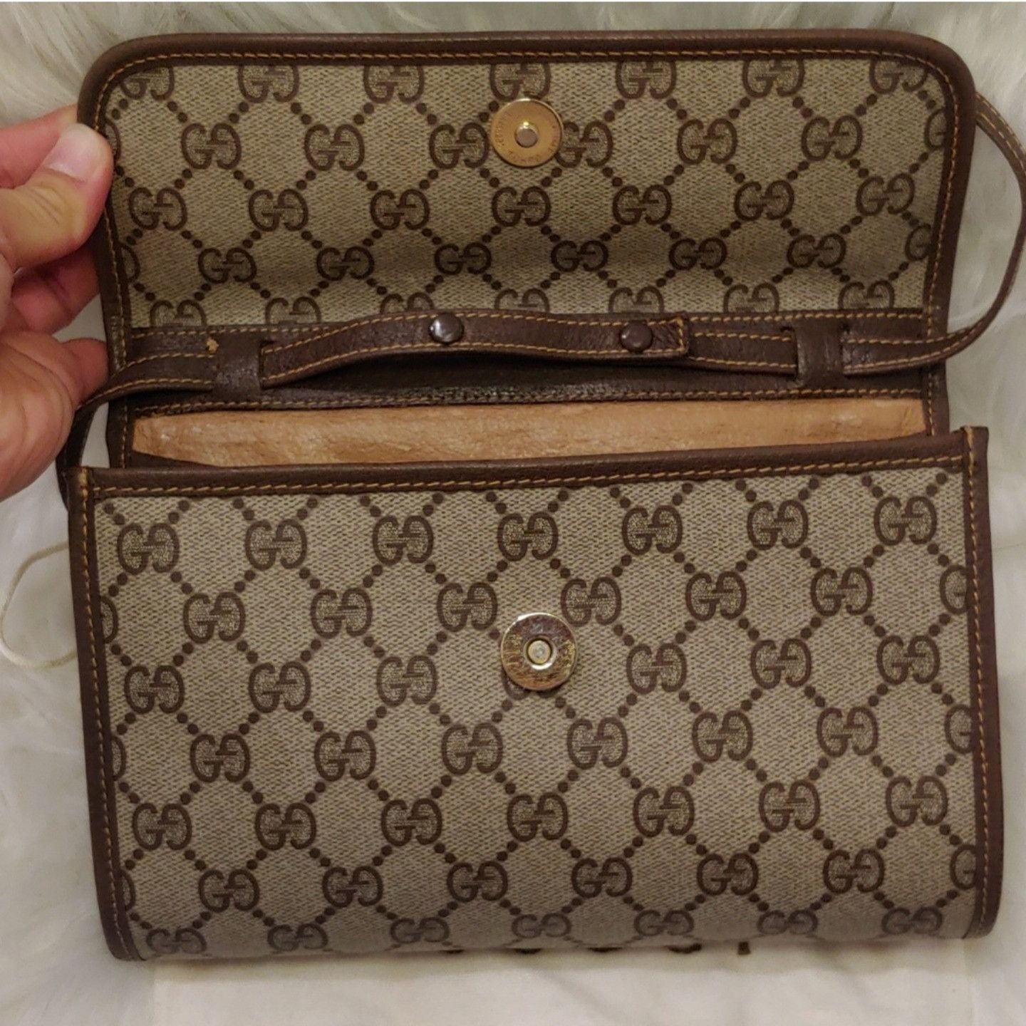 Gucci Vintage Gucci Interlocking GG Monogram Supreme Clutch Size ONE SIZE - 6 Thumbnail