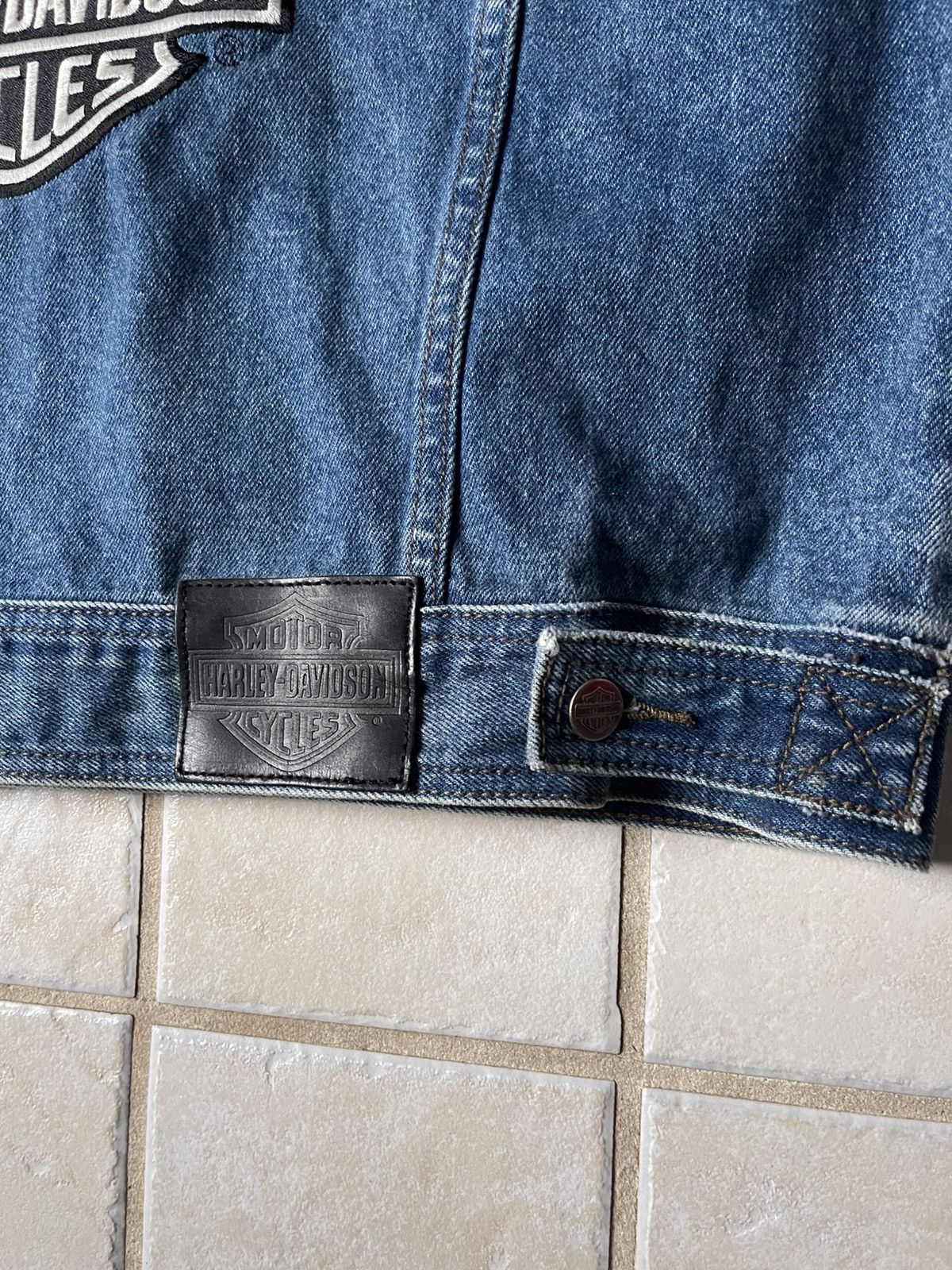 Harley Davidson Harley Davidson embroidered jean vest Vintage Size US L / EU 52-54 / 3 - 7 Thumbnail
