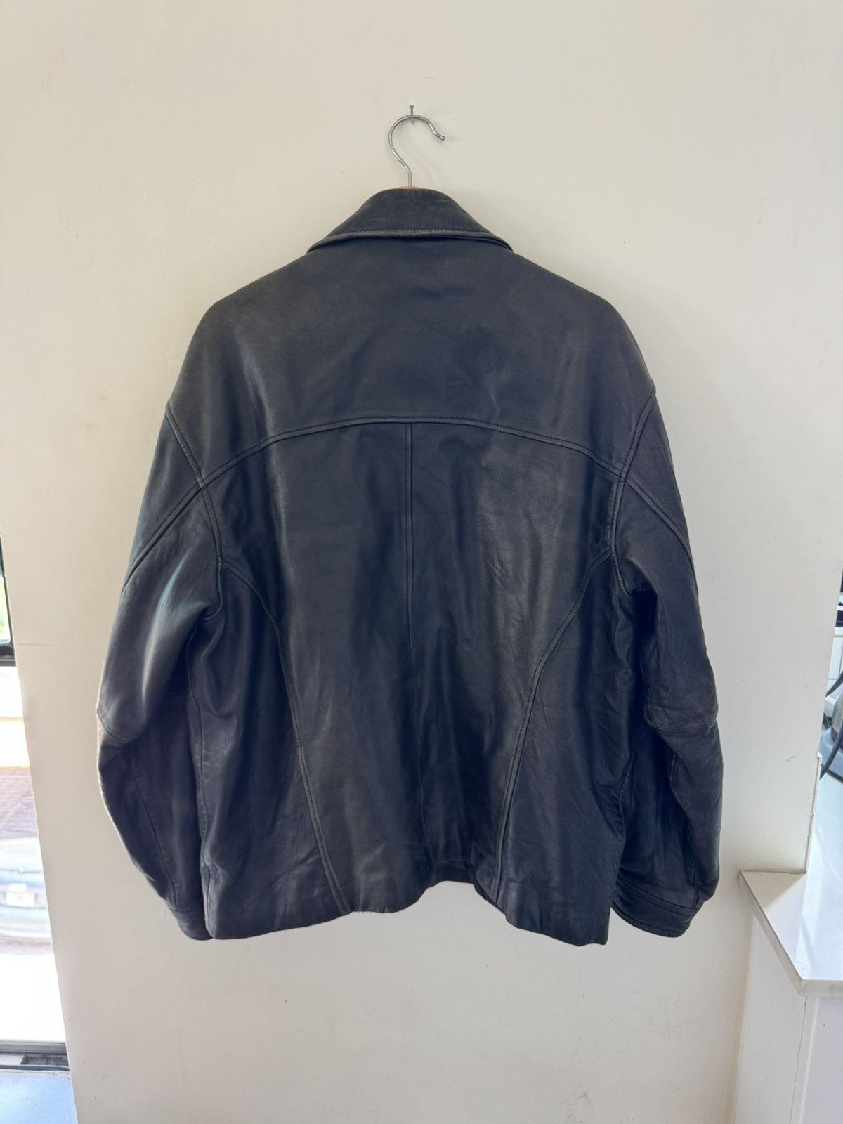 Liz Claiborne Distressed Vintage Liz Claiborne/Access Leather Jacket Size US L / EU 52-54 / 3 - 8 Thumbnail