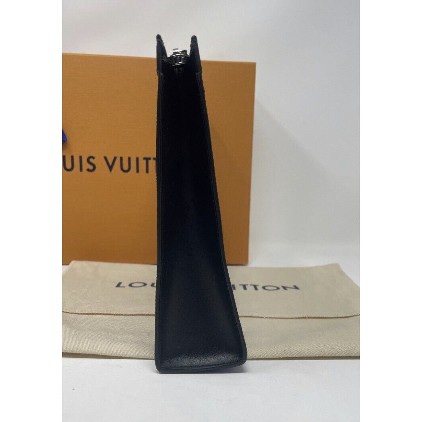 Louis Vuitton Louis Vuitton Pochette Voyage Toiletry Pouch Monogram Sunset Size ONE SIZE - 6 Thumbnail