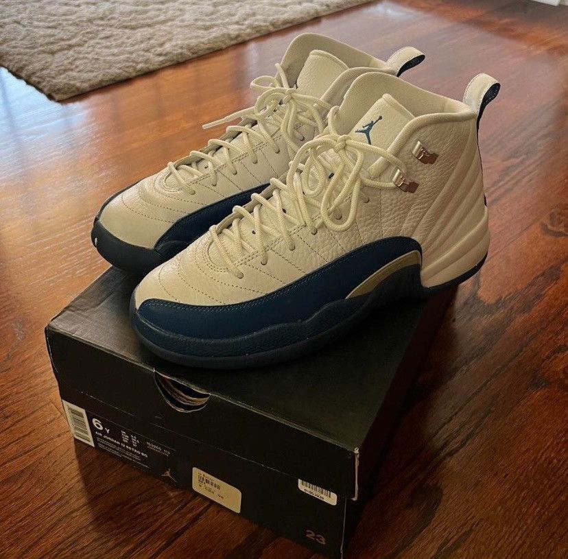 Jordan Brand AIR JORDAN 12 RETRO Size US 6 / EU 39 - 3 Thumbnail
