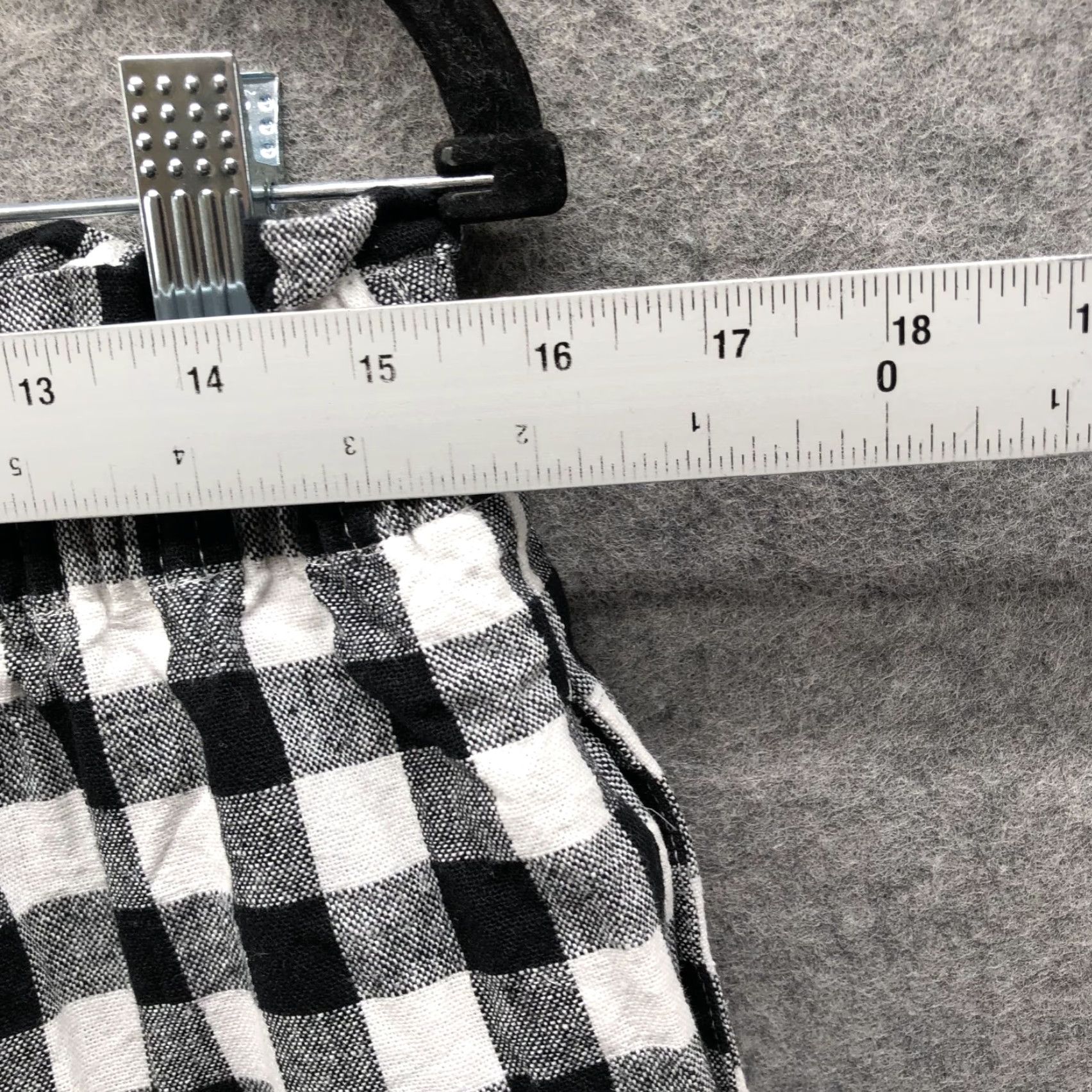 J.Crew VINTAGE J. Crew Not Vintage; J. Crew Cotton Linen Mini Skirt Womens 10 Black White Gingham Scallop Hem - but exclude vintage if not; Sorry. Size 32" / US 10 / IT 46 - 3 Thumbnail