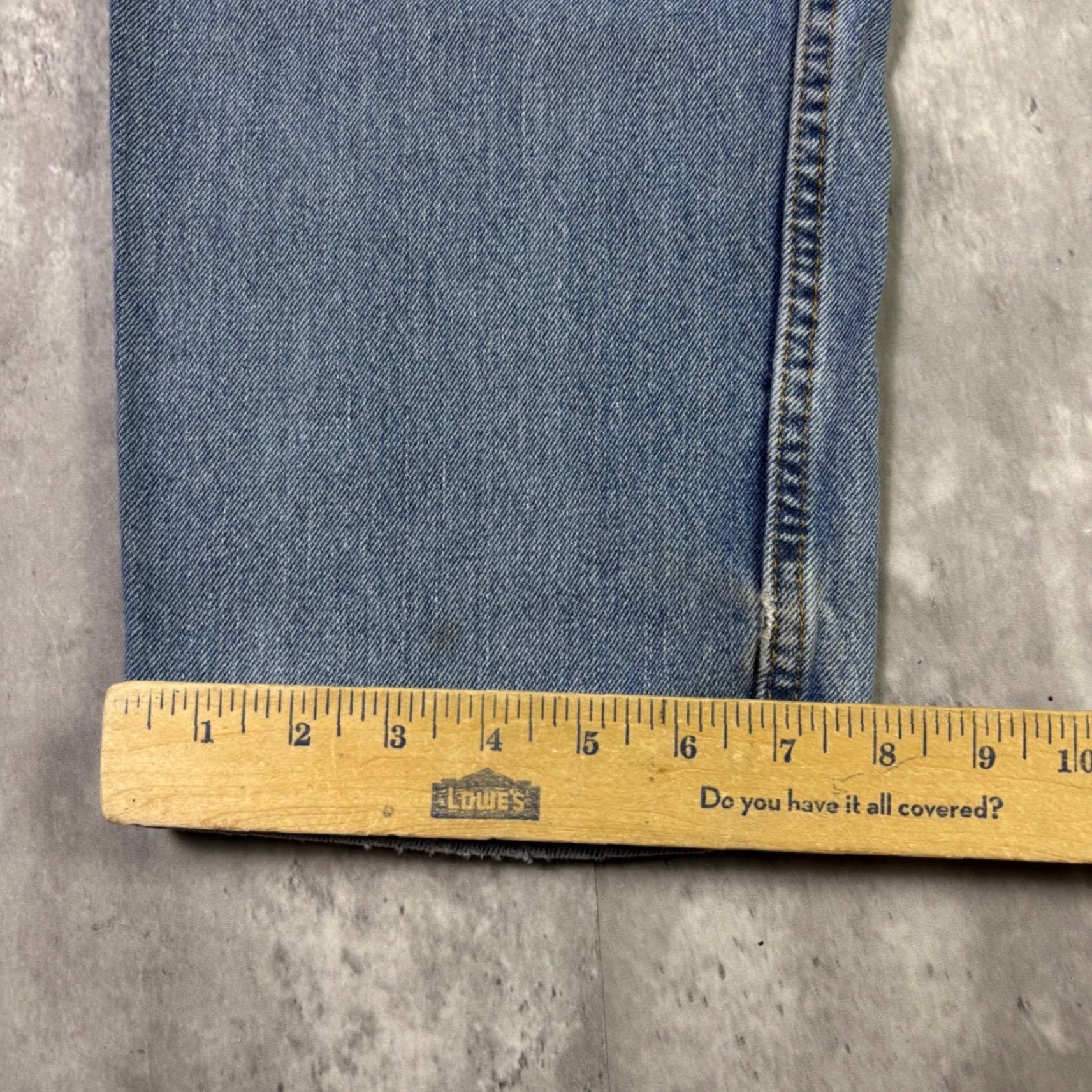 Levi's VINTAGE Levi's 550 Relaxed Fit Tapered Leg Jeans Mens 32x30 Blue Denim Medium Wash 90s, Distressed, 5-Pocket, Zip Button Closure, Denim Jeans Mens Size US 32 / EU 48 - 4 Thumbnail