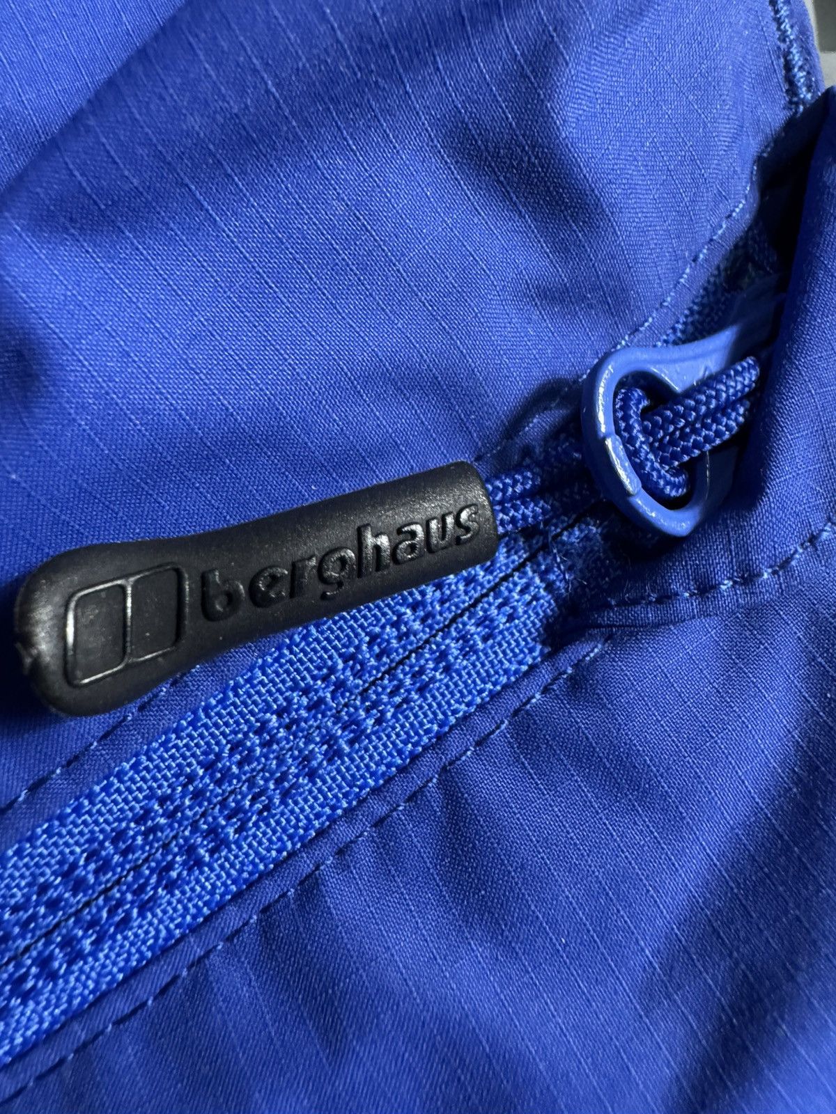 Berghaus Berghaus AQ2 Membrane Nylon Jacket Size M Blue Women’s Size M / US 6-8 / IT 42-44 - 5 Thumbnail