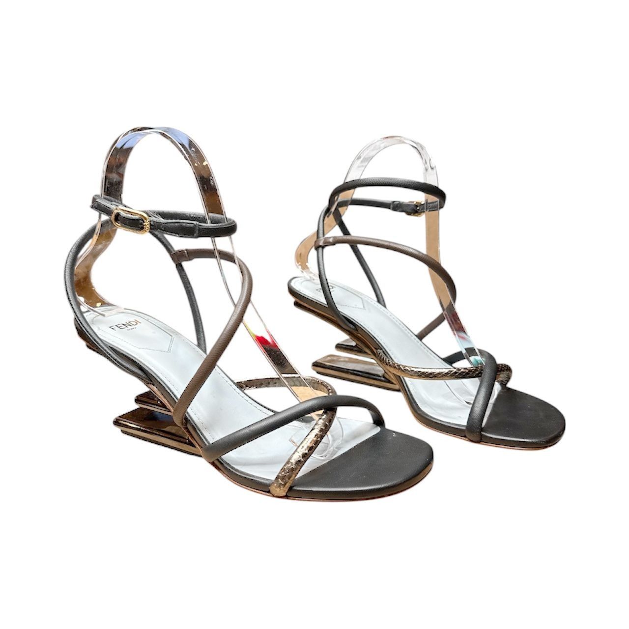 Fendi FENDI Fendi First Slide Sandals EU 37 US 7 F Shape Multicolo Size US 7 / IT 37 - 6 Thumbnail