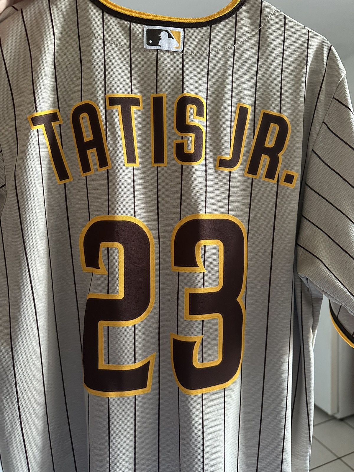 MLB Nike MLB Fernando Tatis Jr Jersey San Diego Padres (Medium) Size US M / EU 48-50 / 2 - 1 Thumbnail