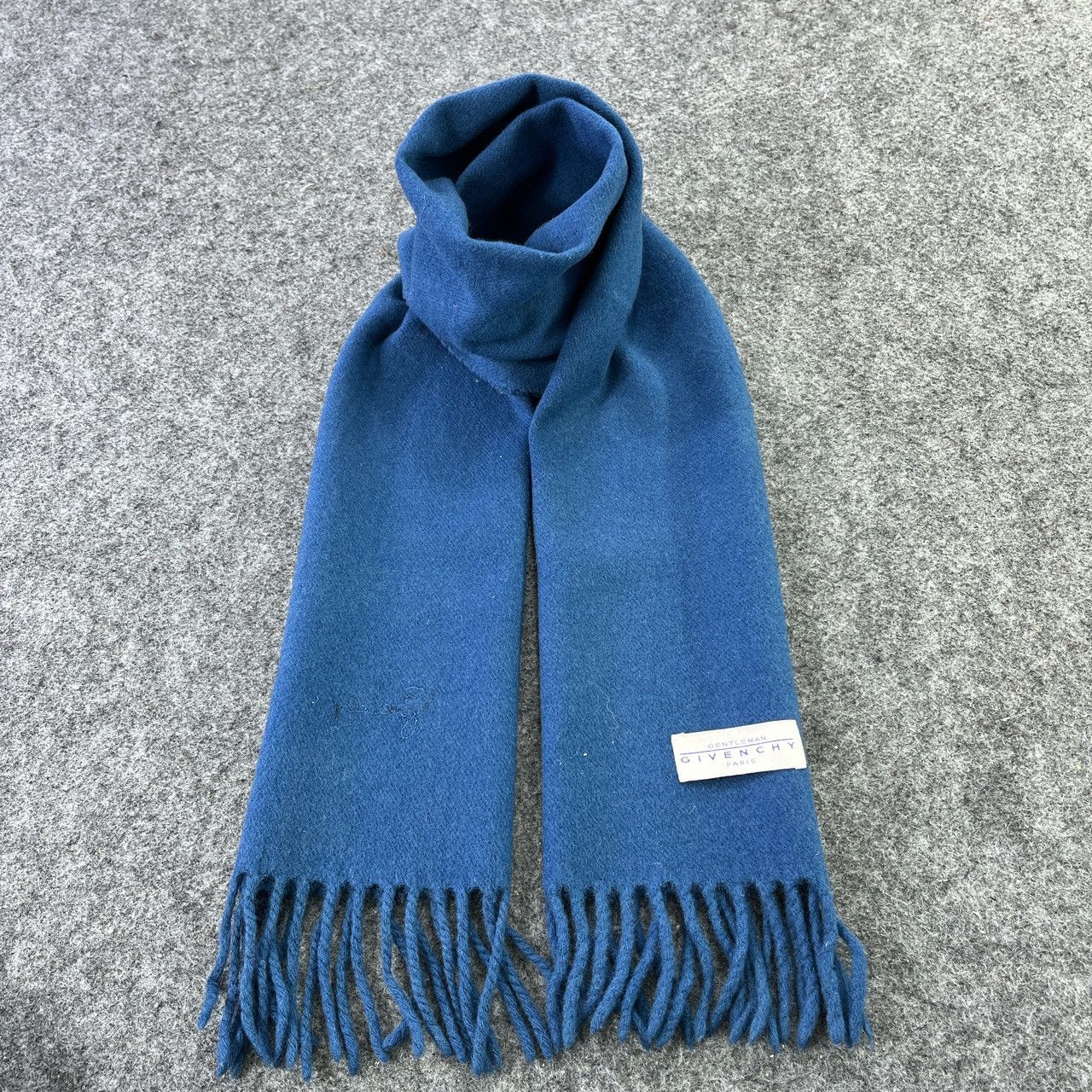 Vintage Givenchy Plain Scarf / Muffler / Neckwear T466 Size ONE SIZE - 9 Thumbnail