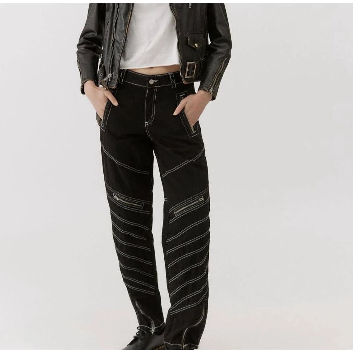 Bdg BDG Black HIgh Rise Moto Jeans Tapered Pants White Stitching Size 26" / US 2 / IT 38 - 1 Thumbnail