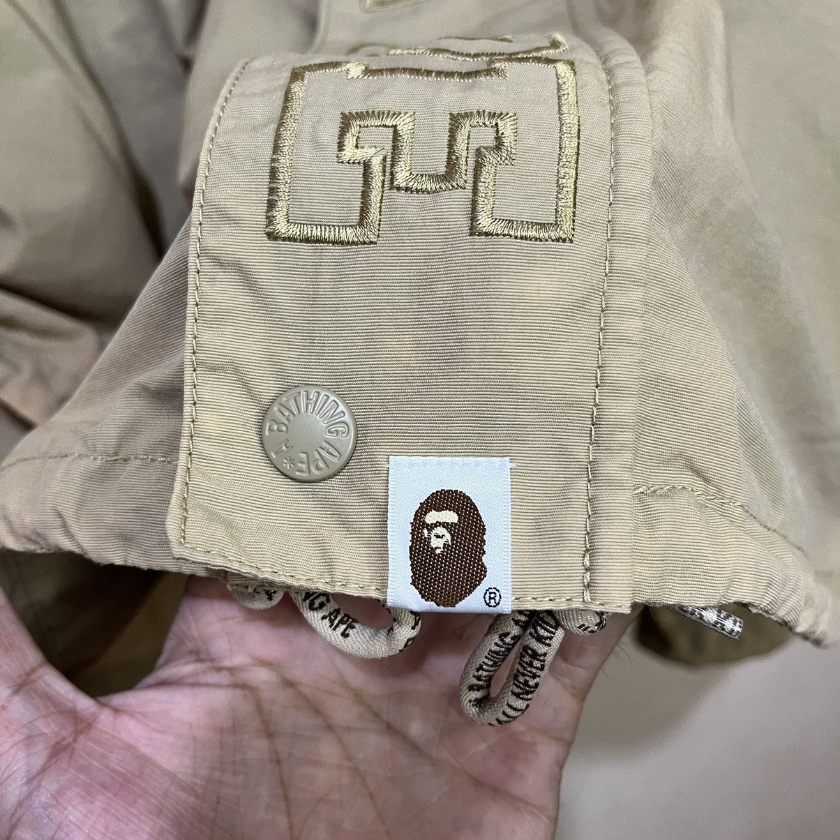 Bape Rare Bape Nylon Poncho Jacket Size ONE SIZE - 21 Thumbnail