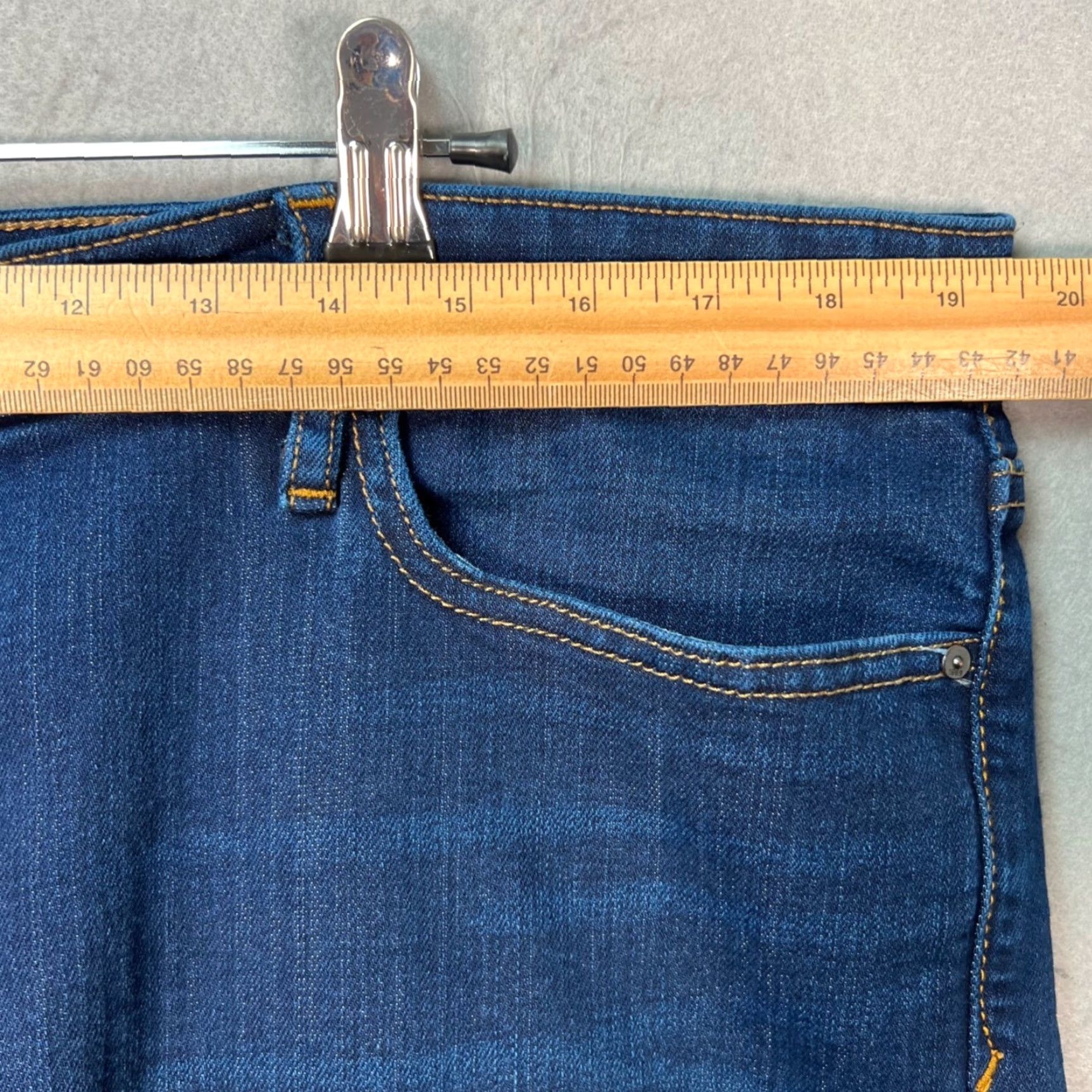 Gap Gap 1969 Jeans Womens 34 Bootcut Dark Wash Denim Mid Rise 5-Pocket Cotton Blend 29 In Inseam Blue Vintage No Shirt? Size 24" / US 00 / IT 34 - 6 Thumbnail