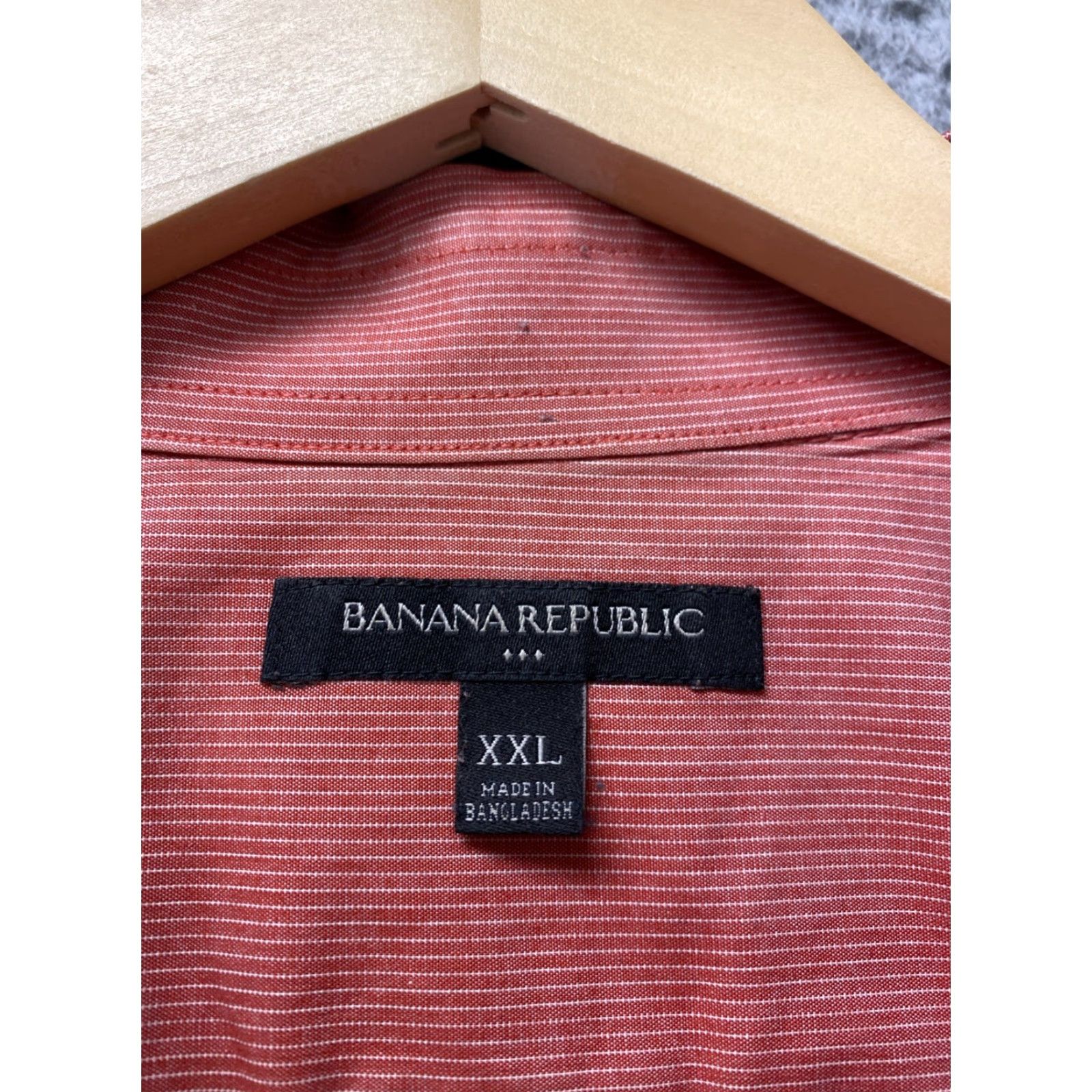 Banana Republic VINTAGE Banana Republic Shirt Men XXL Casual Short Sleeve Collared Red Stripes Cotton Size US XXL / EU 58 / 5 - 4 Thumbnail