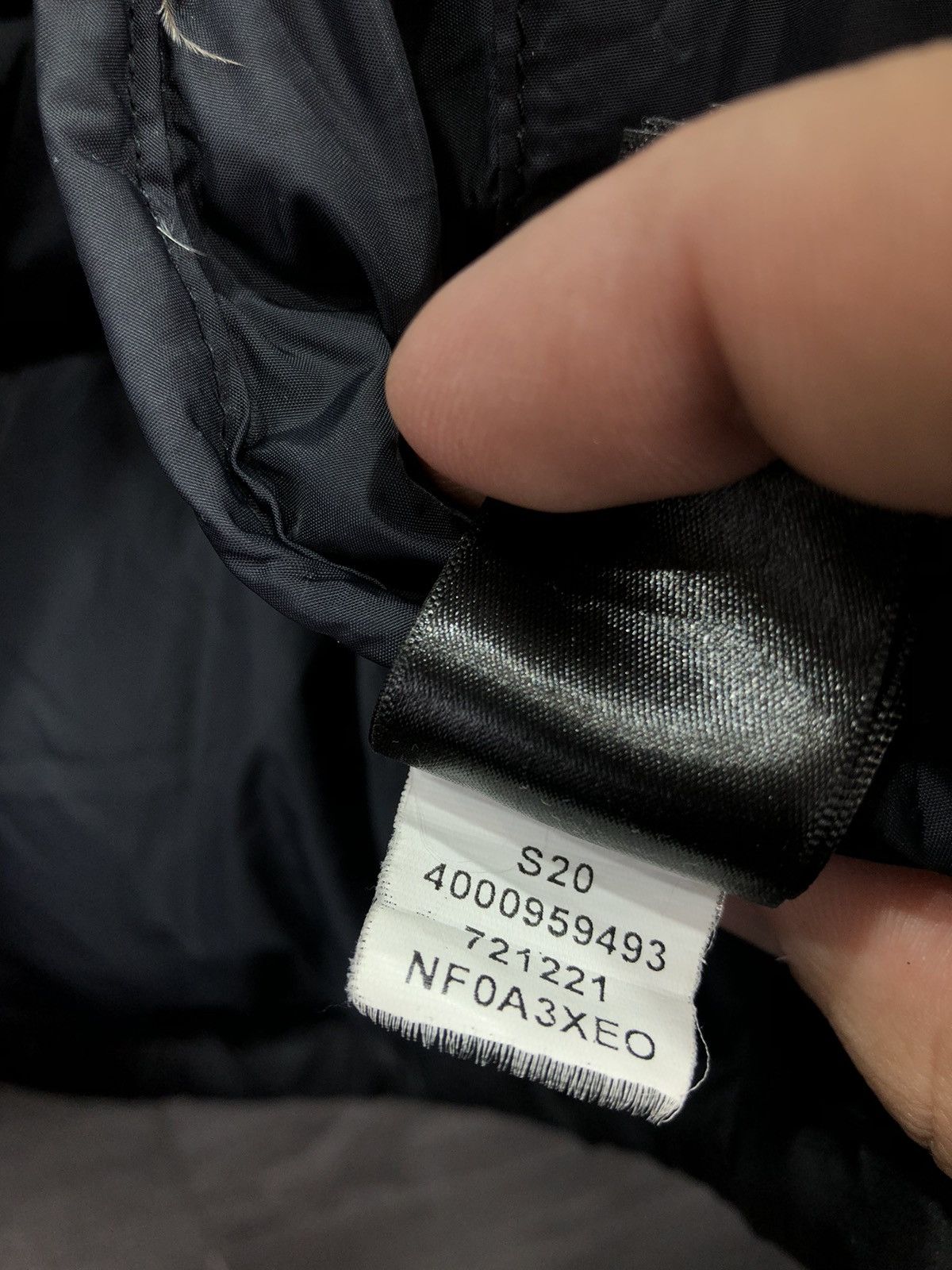 The North Face × Vintage The North Face Nuptse 700 puffer Women’s Jacket Size M / US 6-8 / IT 42-44 - 19 Thumbnail