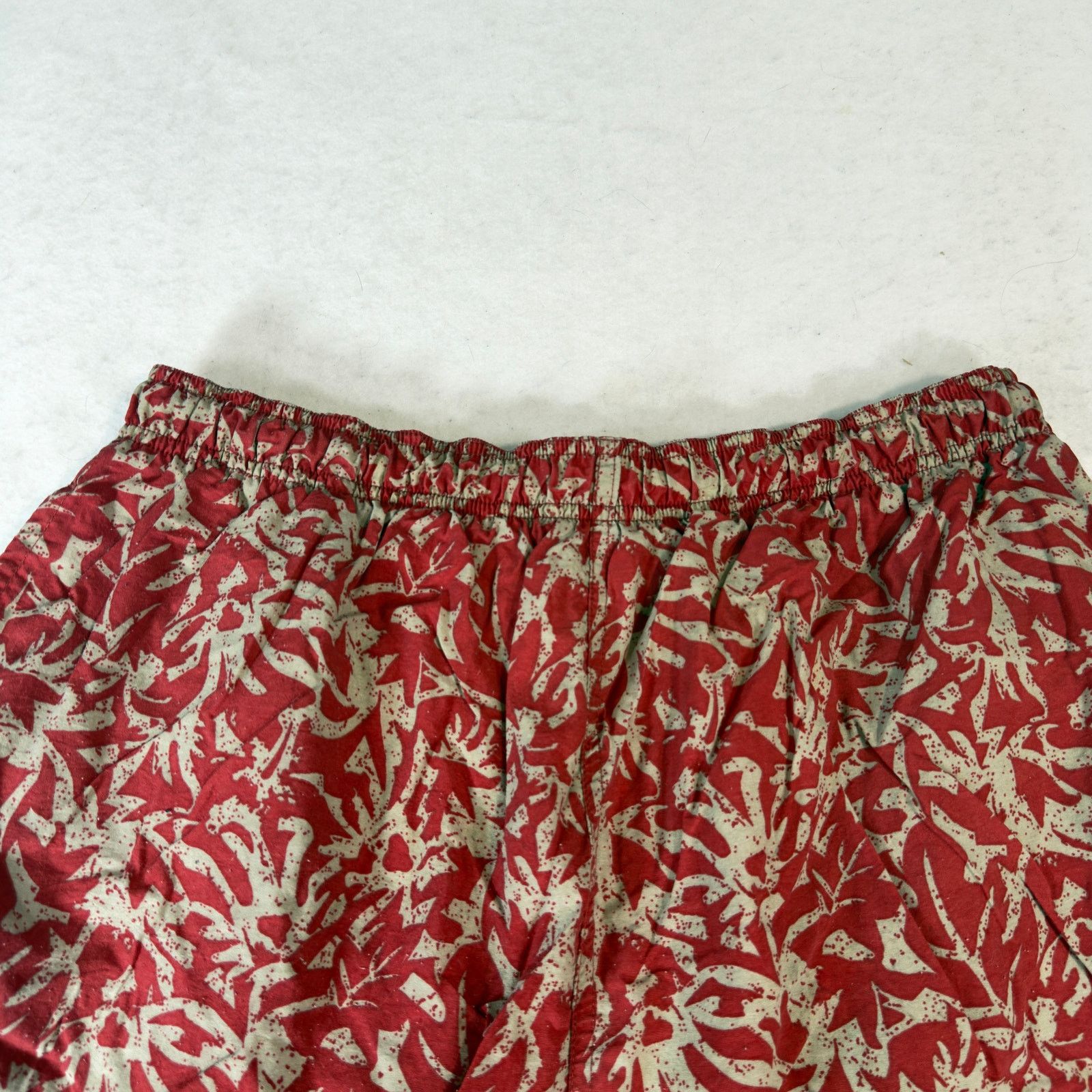 Other Laguna Men Large Swim Trunks Red Leaf Print Lined Drawstring Size US 30 / EU 46 - 7 Thumbnail