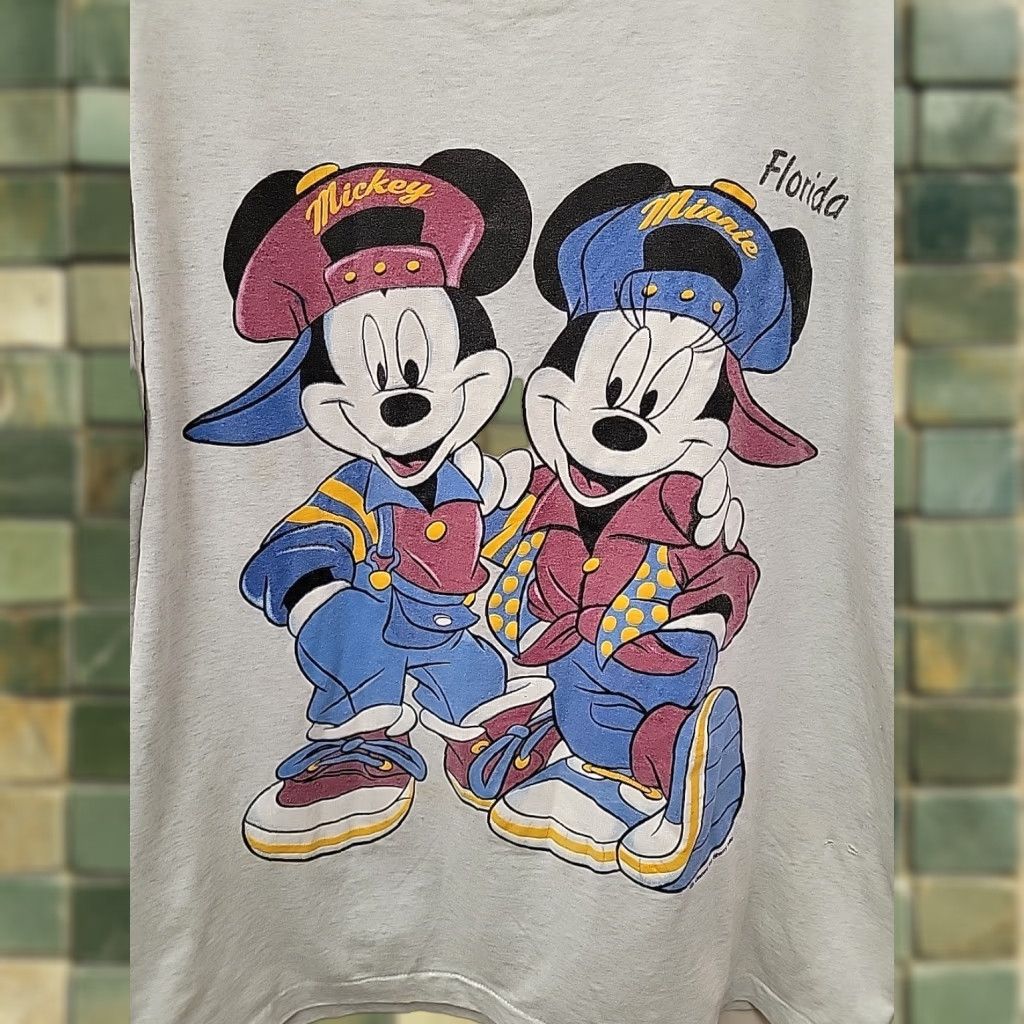Fruit Of The Loom VINTAGE Mickey Mouse Minnie Mouse Graphic T-shirt Mens XL Gray 90s Cartoon Hip Hop Rap Shirt Mens XL Size US XL / EU 56 / 4 - 1 Thumbnail