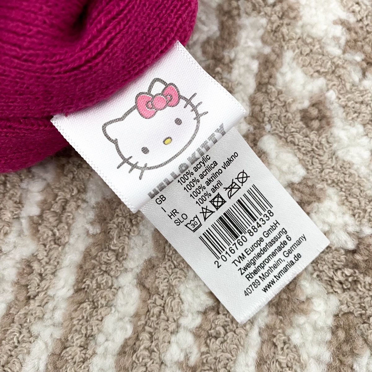 Anime Vintage y2k Hello Kitty Beanie Hat Size ONE SIZE - 8 Thumbnail